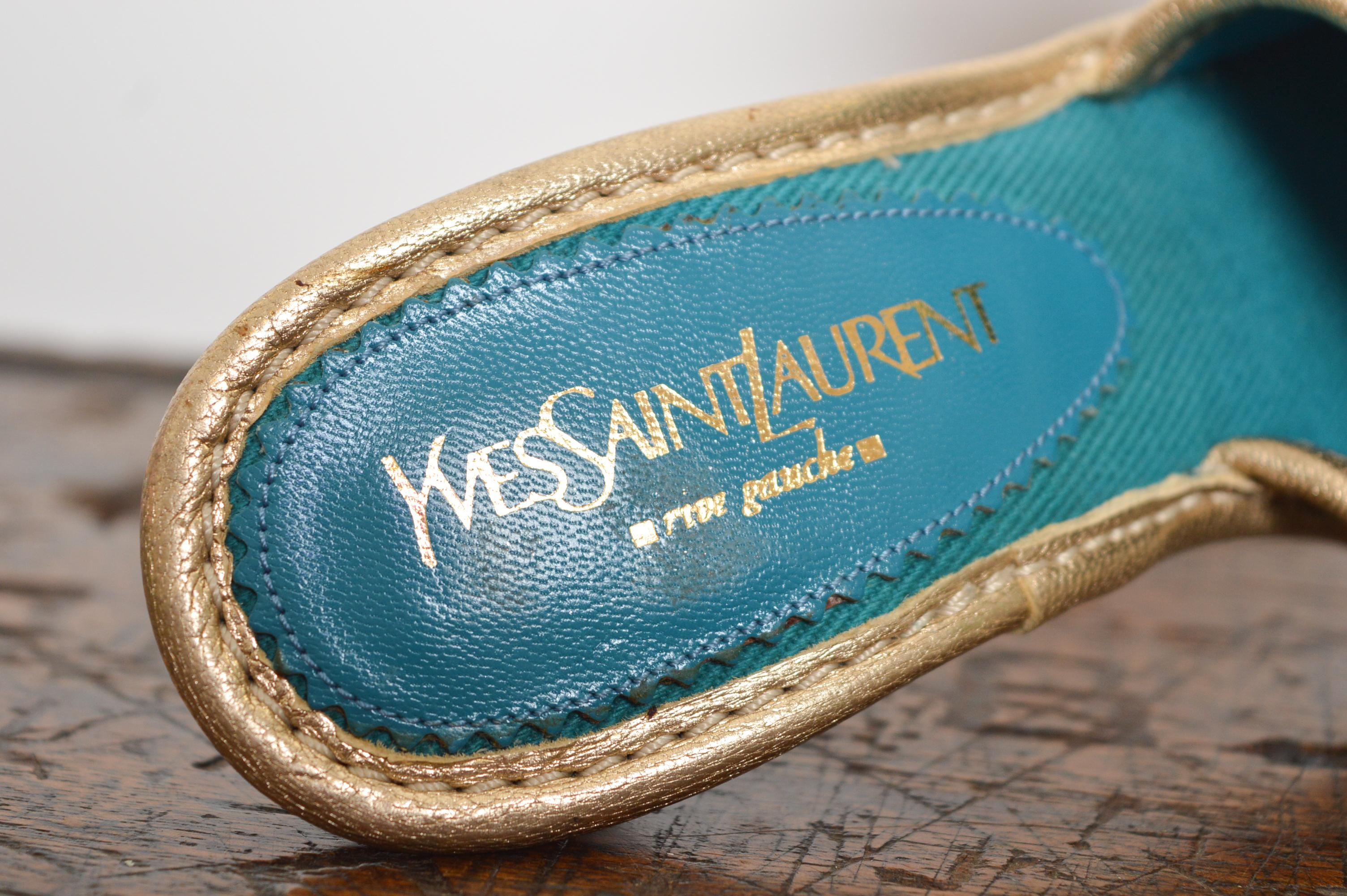1990's Yves Saint Laurent Leinwand Teal Türkis & Gold Slip On Mules High Heels im Angebot 9