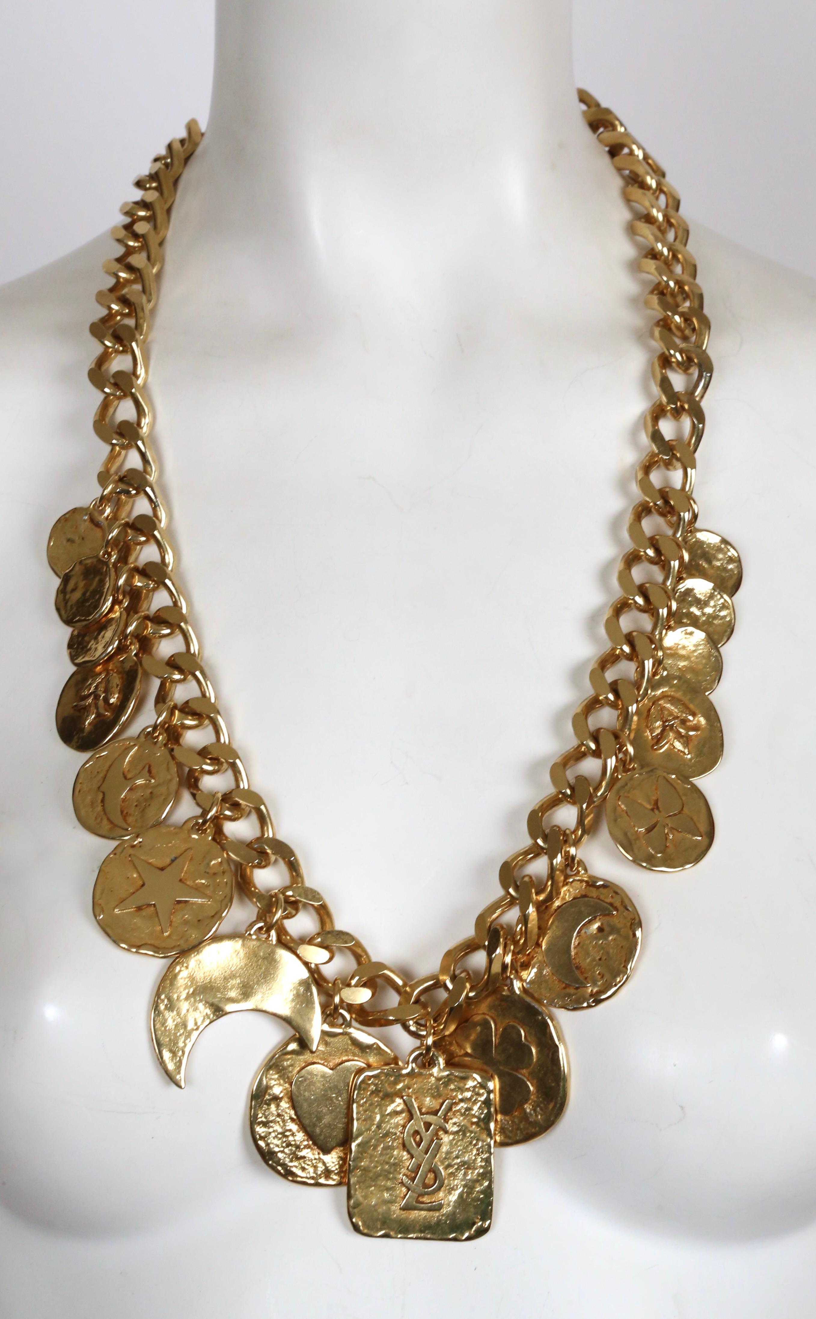 YVES SAINT LAURENT, ceinture ou collier à breloques à pièces dorées des années 1990 en vente 4