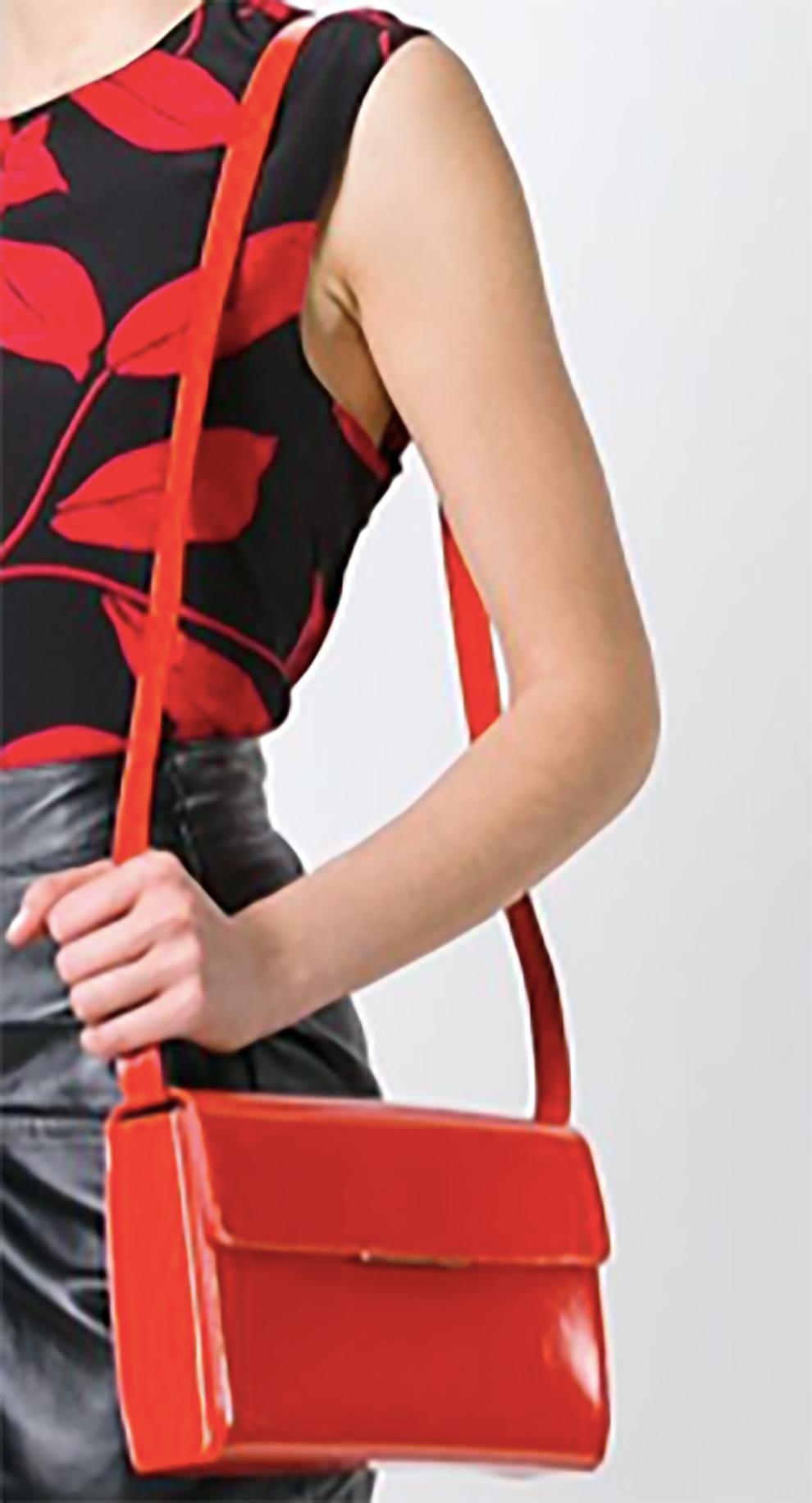 Women's 1990s Yves Saint Laurent Red Patent Leather Shoulder Bag