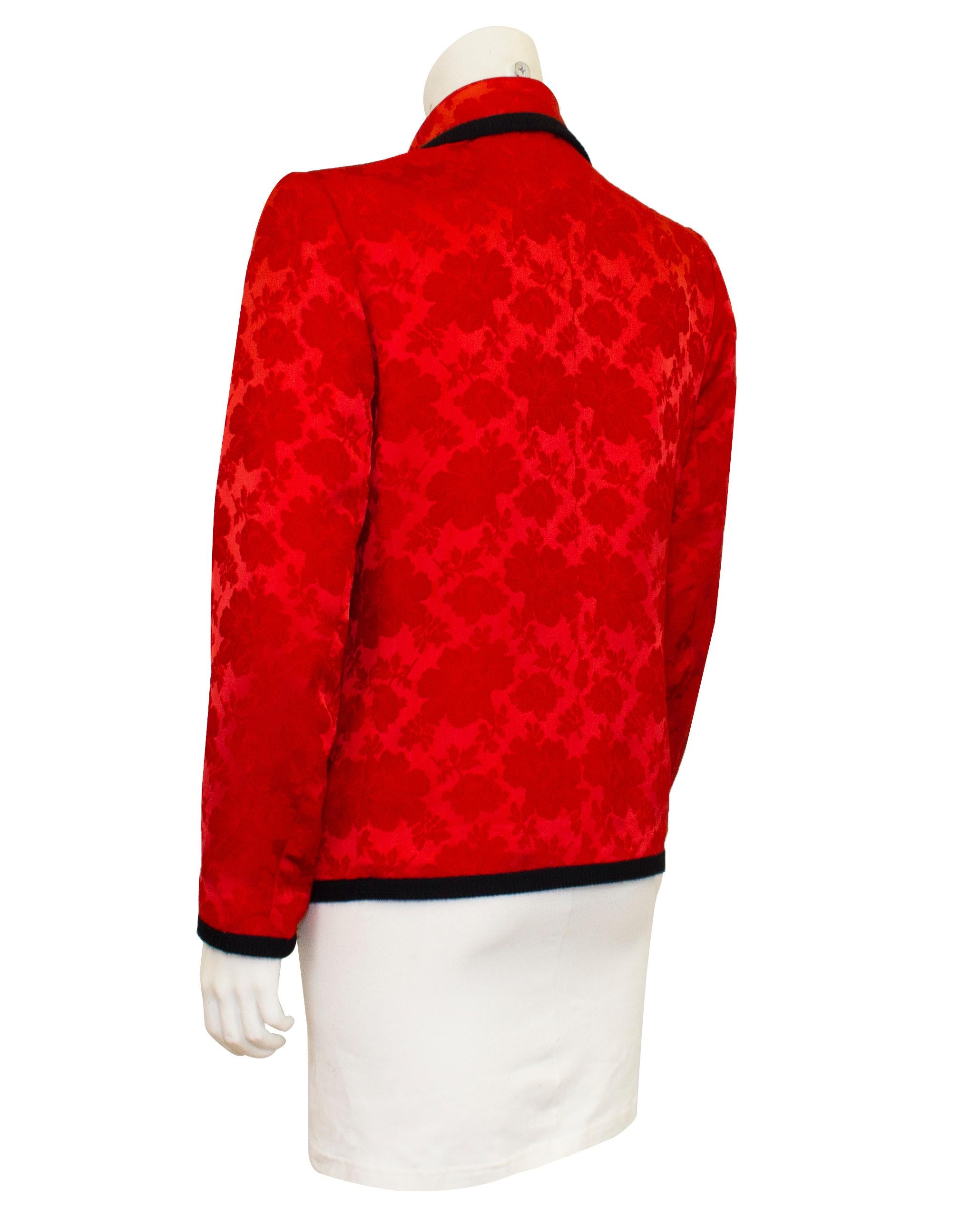 1990s Yves Saint Laurent Red Silk Damask Blazer In Good Condition For Sale In Toronto, Ontario