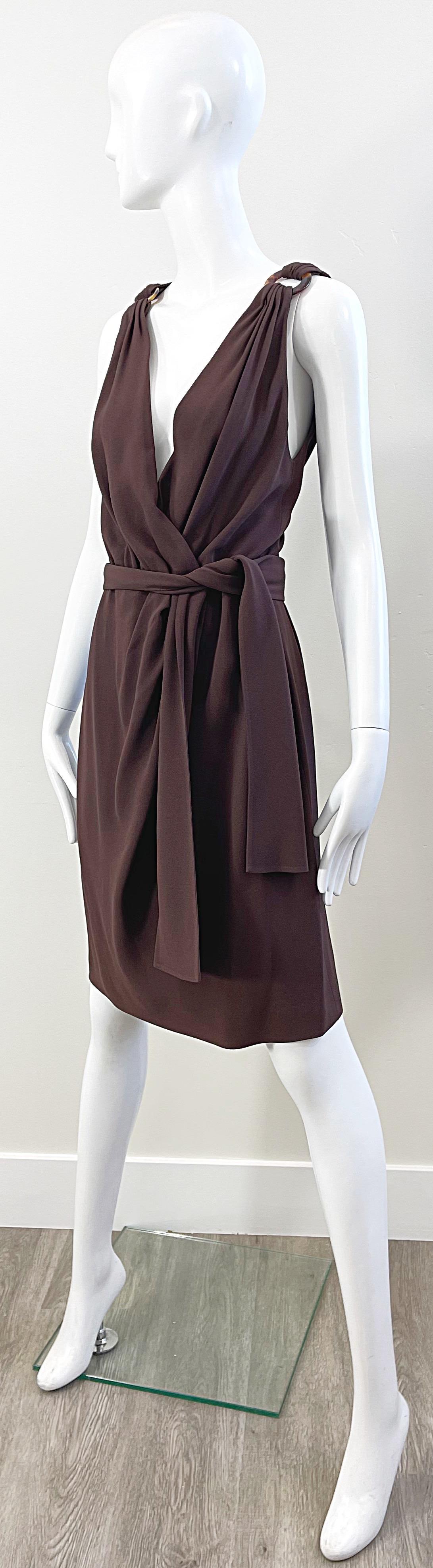 1990s Yves Saint Laurent Size 40 6 / 8 Brown Plunging Vintage 90s YSL Dress In Excellent Condition For Sale In San Diego, CA
