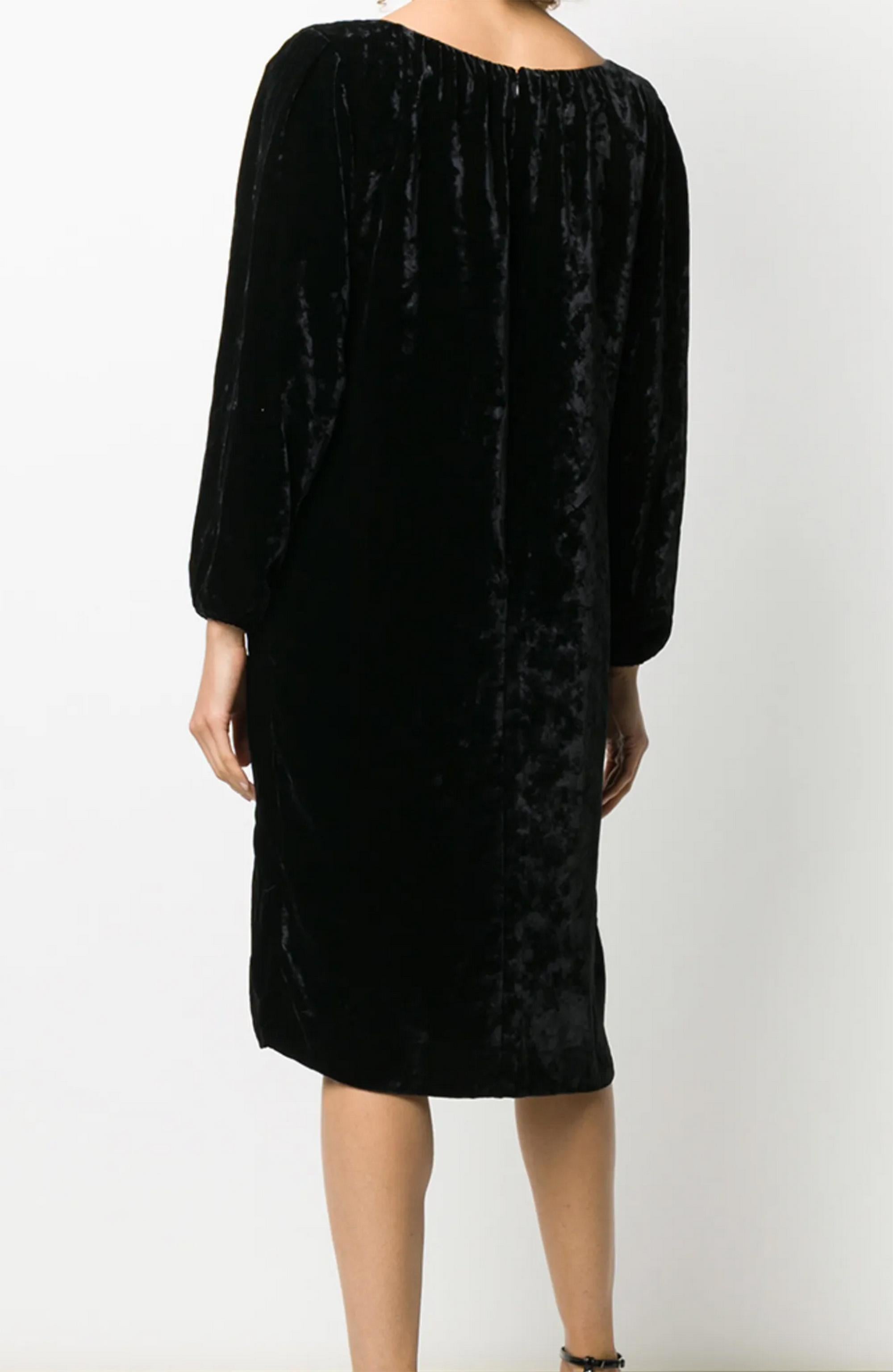 Abito in velluto di seta Yves Saint Laurent YSL degli anni '90 In condizioni buone in vendita a Paris, FR