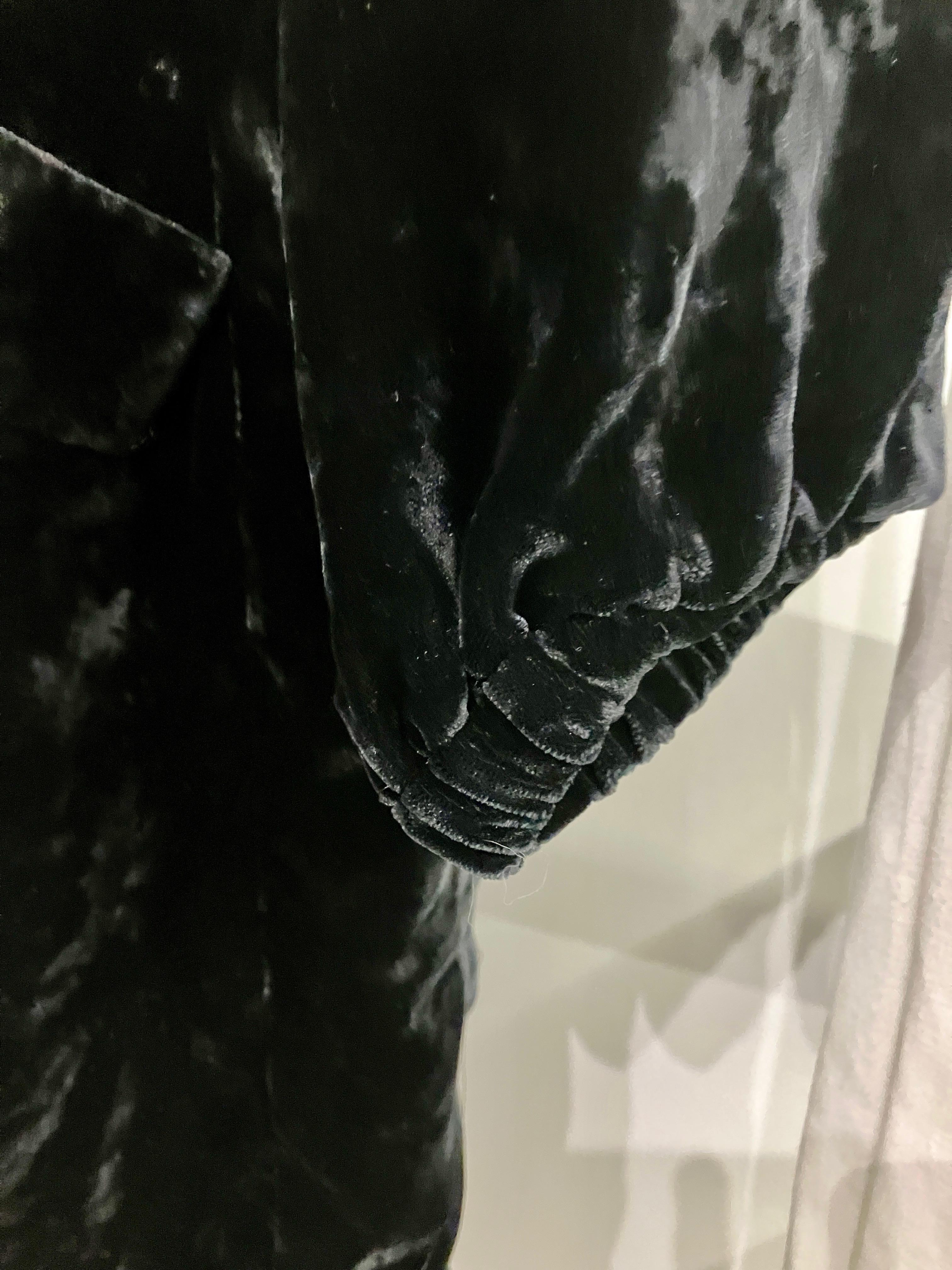 Abito in velluto di seta Yves Saint Laurent YSL degli anni '90 in vendita 1