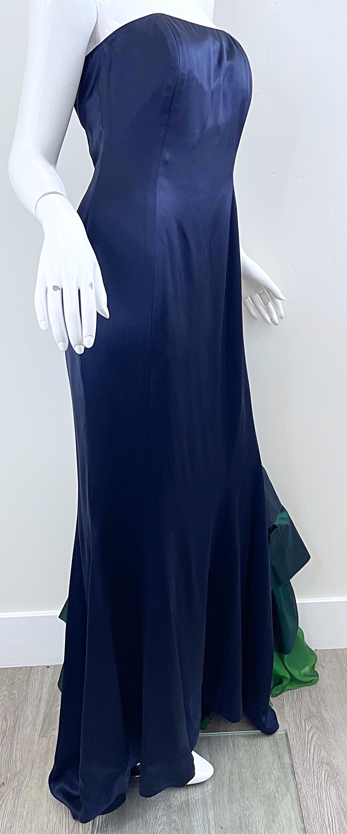 1990 Zang Toi Size 6 Navy Blue Strapless Silk Vintage 90s Flamenco Gown en vente 2