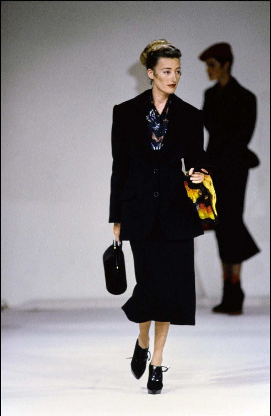 1991 Alaia Black Skirt Suit Butterflies Tribute to Elsa Schiaparelli For Sale 6