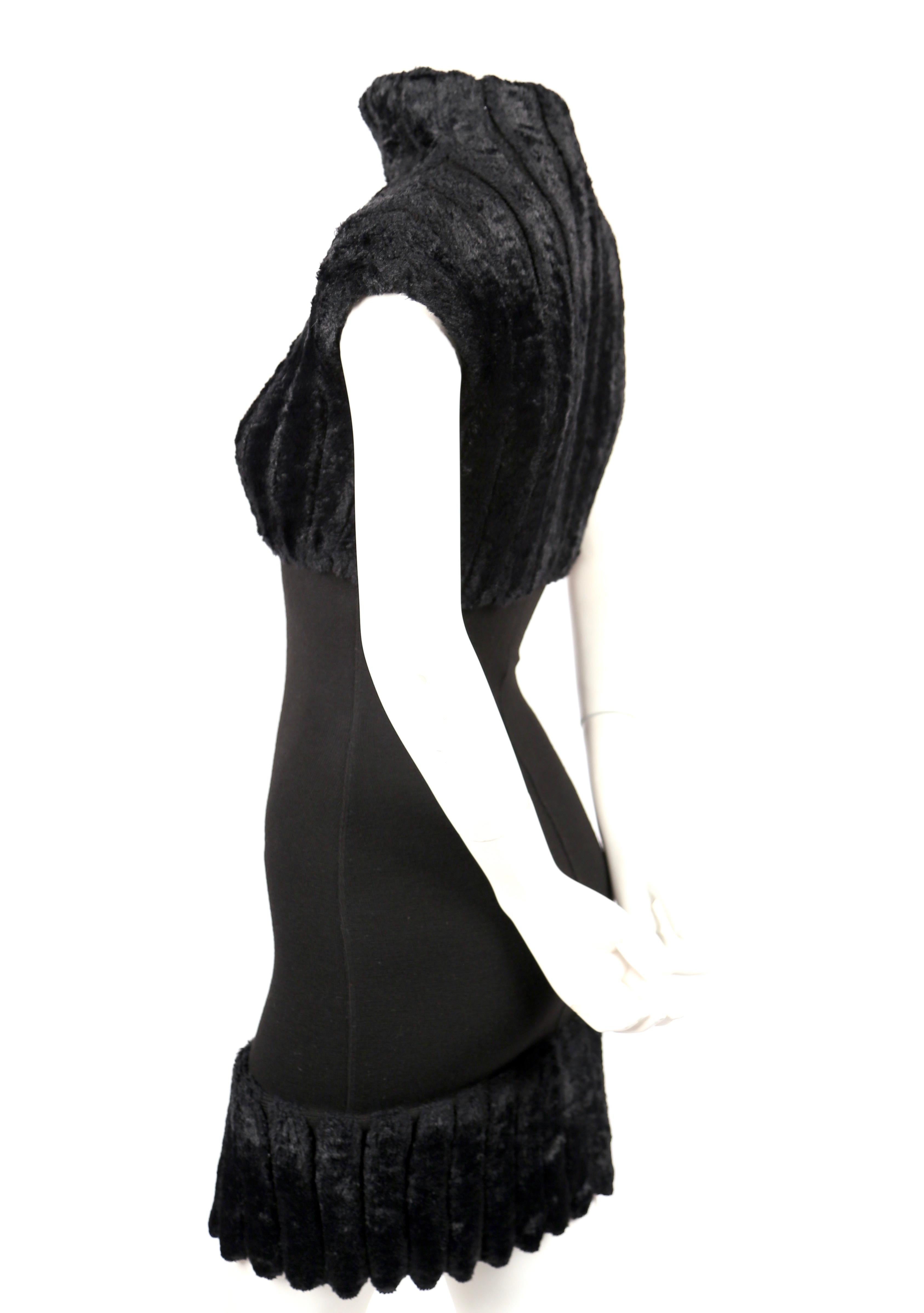 1991 AZZEDINE ALAIA black ribbed chenille dress In Excellent Condition For Sale In San Fransisco, CA