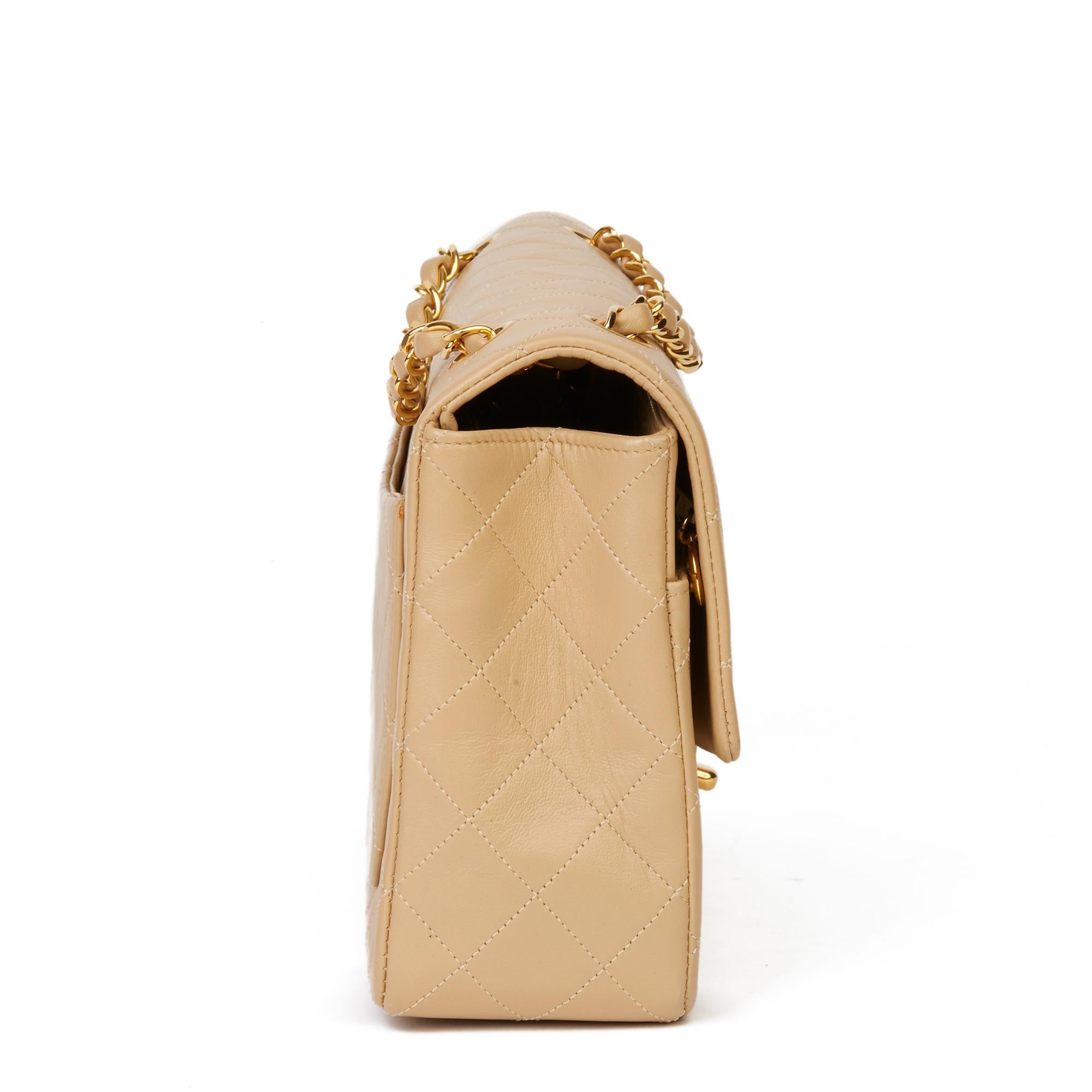1991 Chanel Beige Quilted Lambskin Vintage Classic Single Flap Bag with Wallet In Excellent Condition In Bishop's Stortford, Hertfordshire