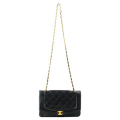 1991 Chanel Borsetta media in pelle d'agnello Diana Flap