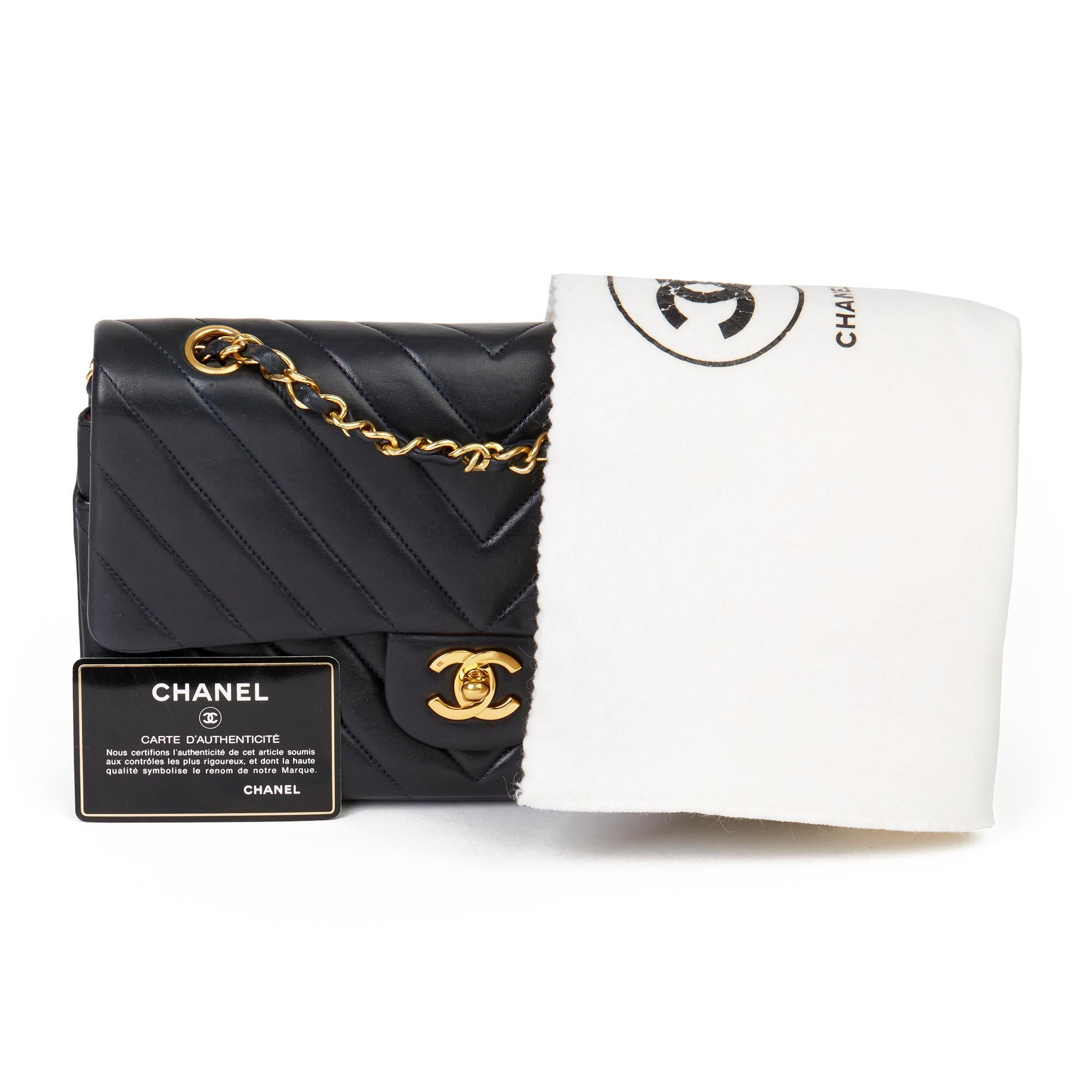 1991 Chanel Navy Quilted Chevron Vintage Medium Classic Double Flap Bag  7