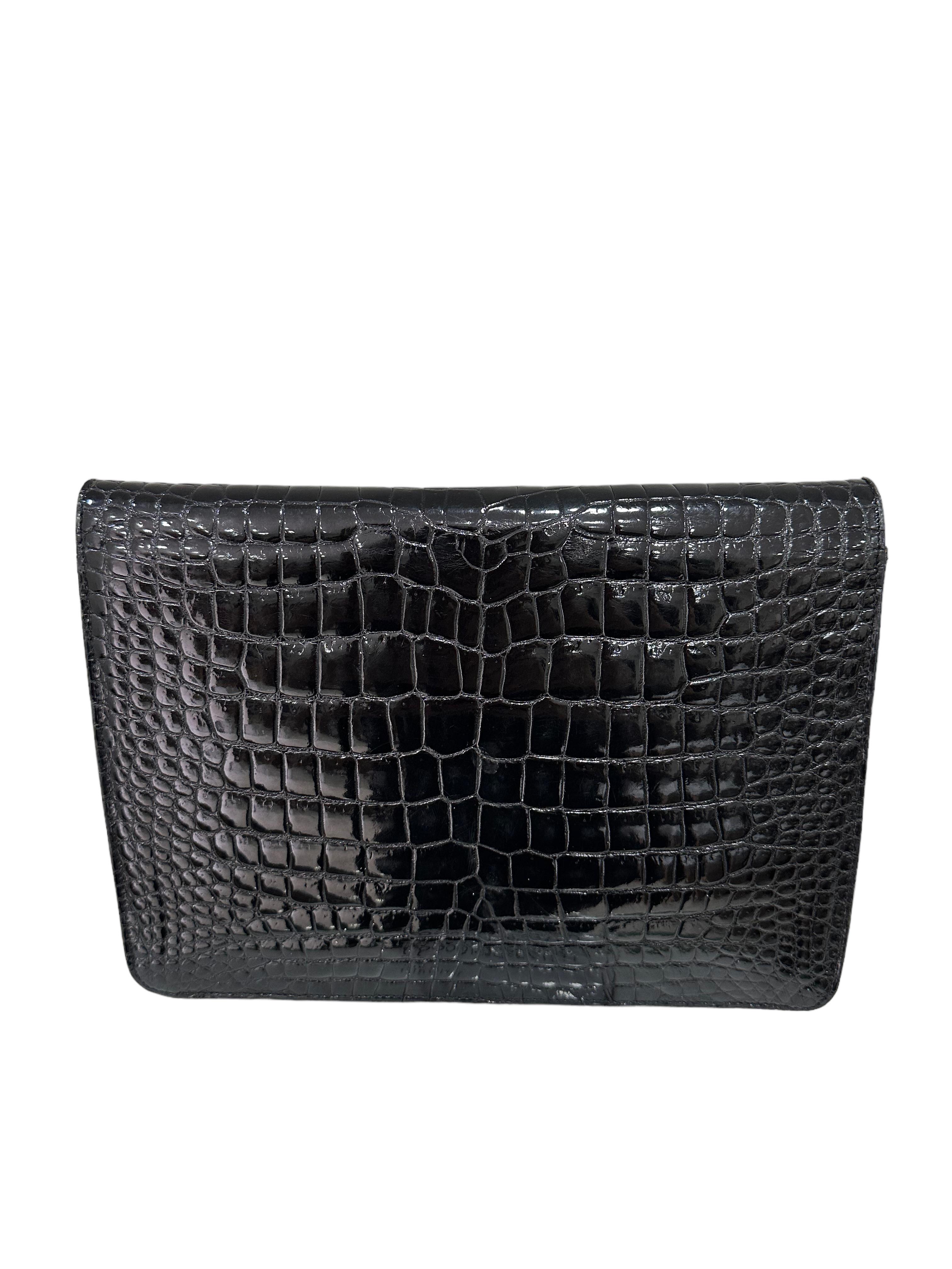 1991 Chanel Timeless Vintage Cocco Borsa a Spalla For Sale 2