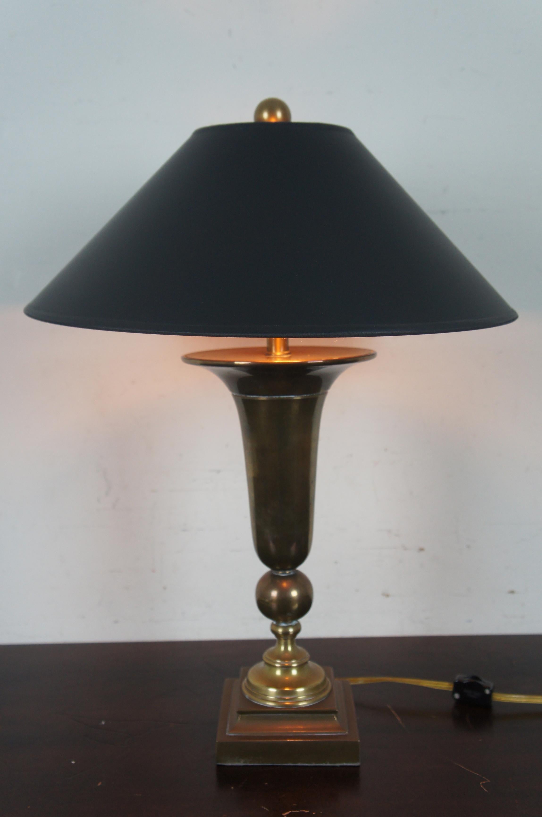 1991 Chapman Brass Graceful Urn Form Table Lamp 15100A Traditional Trumpet 7