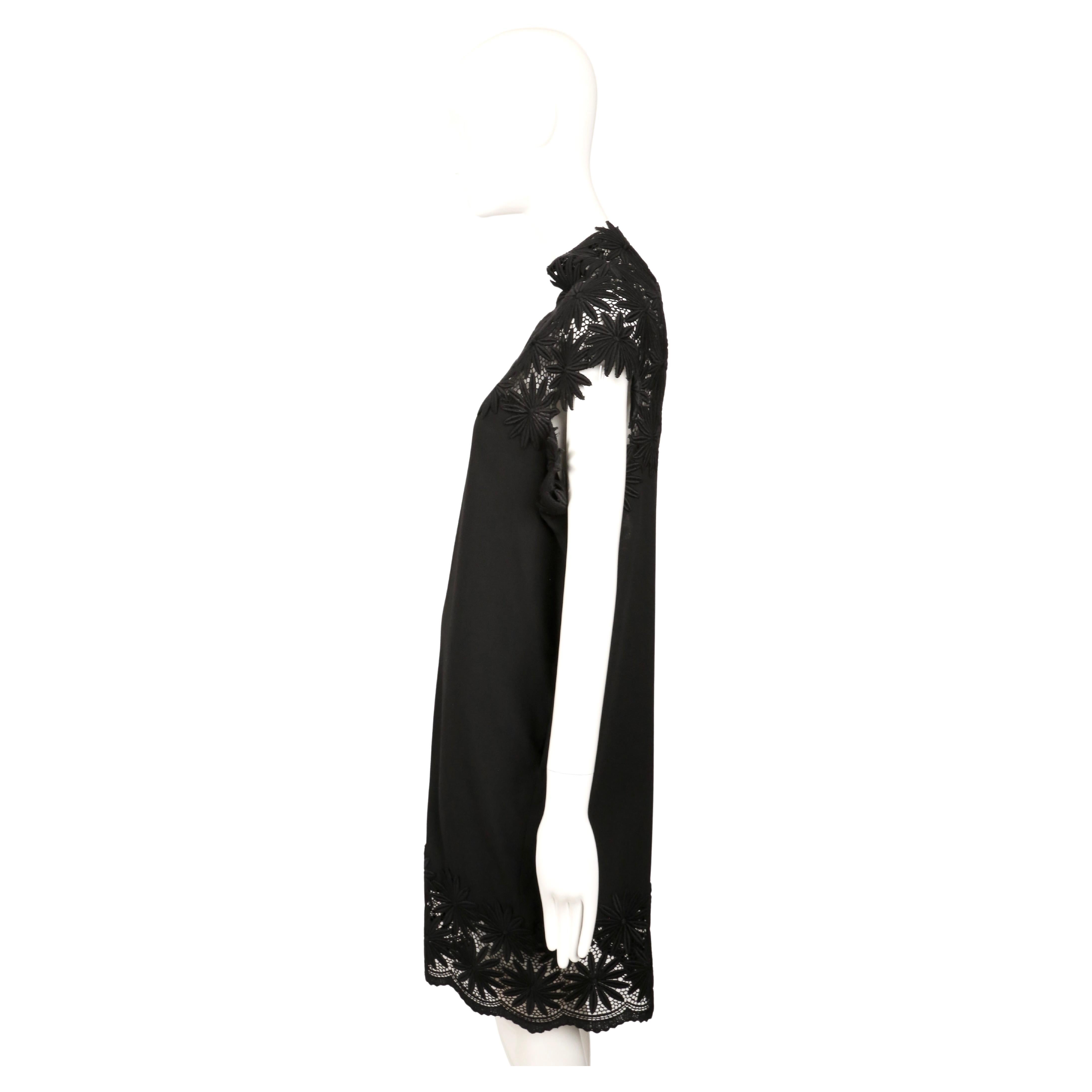 1991 COMME DES GARCONS schwarzes besticktes Spitzenkleid RUNWAY im Angebot 3