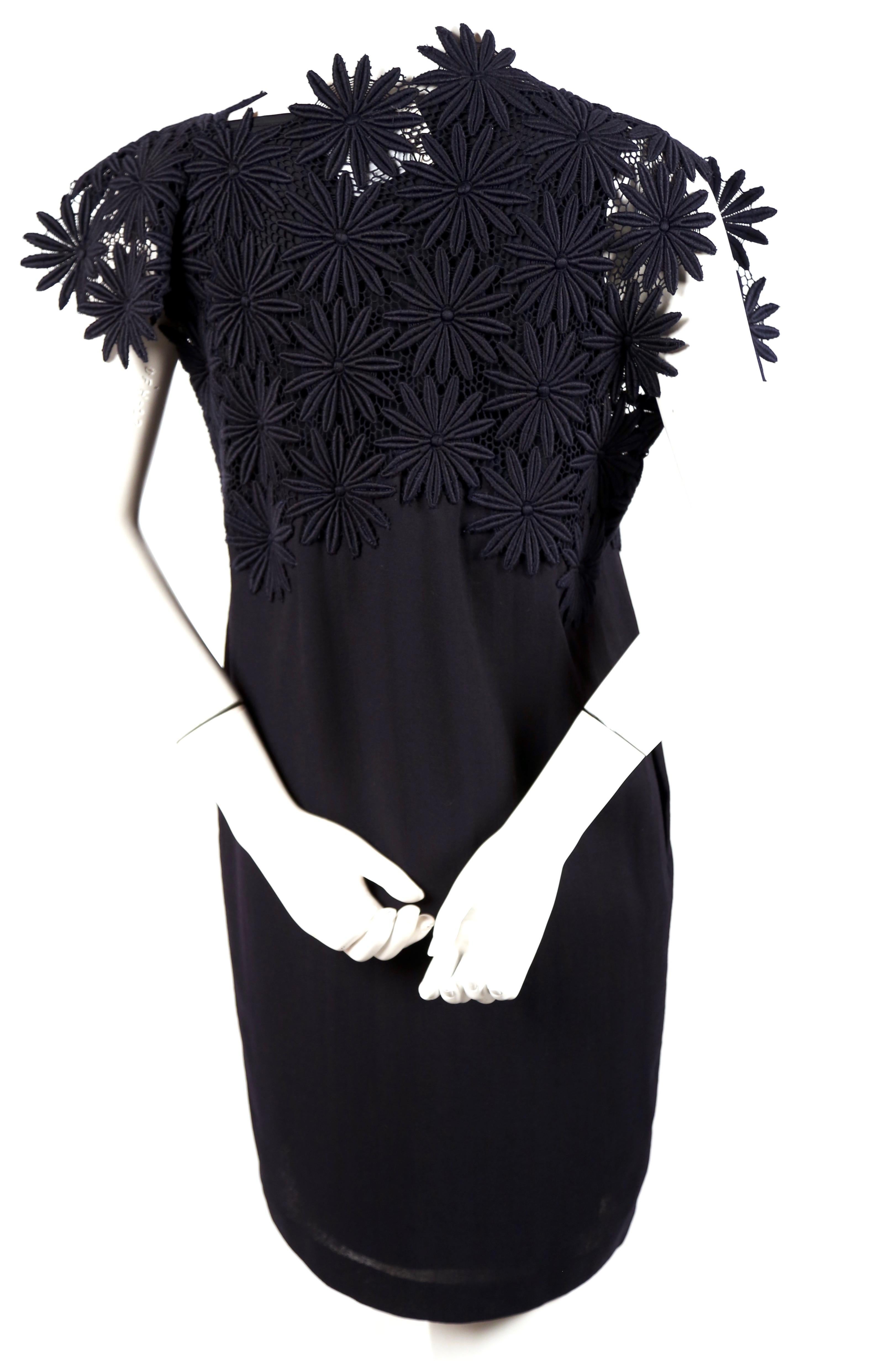 1991 COMME DES GARCONS navy blue embroidered lace RUNWAY dress In Good Condition In San Fransisco, CA