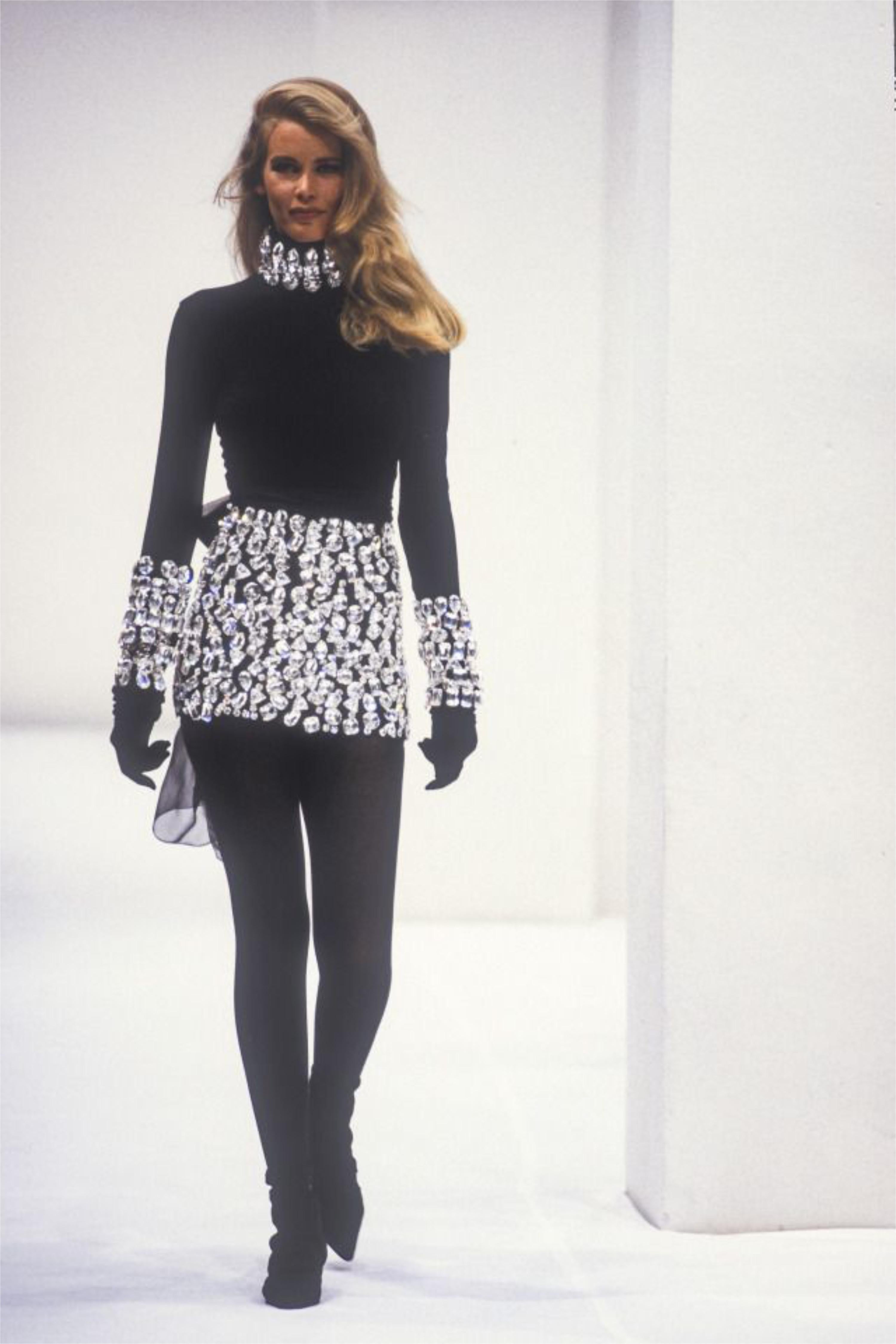 1991 Dolce & Gabbana Runway Crystal Rhinestone Black Crop Top w/ Matching Skirt en vente 12