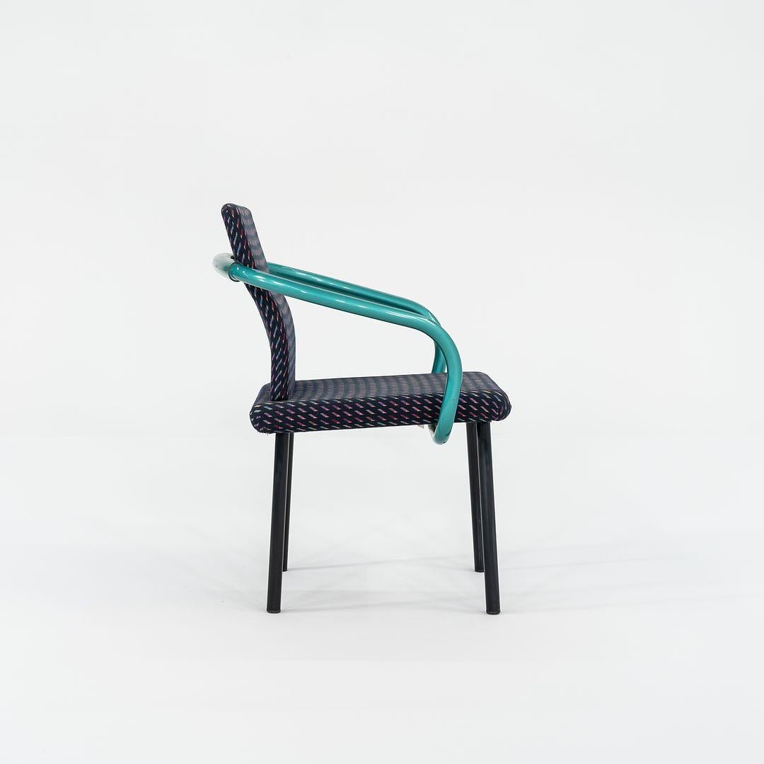 Acier 1991 Ettore Sottsass Chaises de salle à manger Mandarin en sarcelle avec tapisserie à motifs multiples en vente