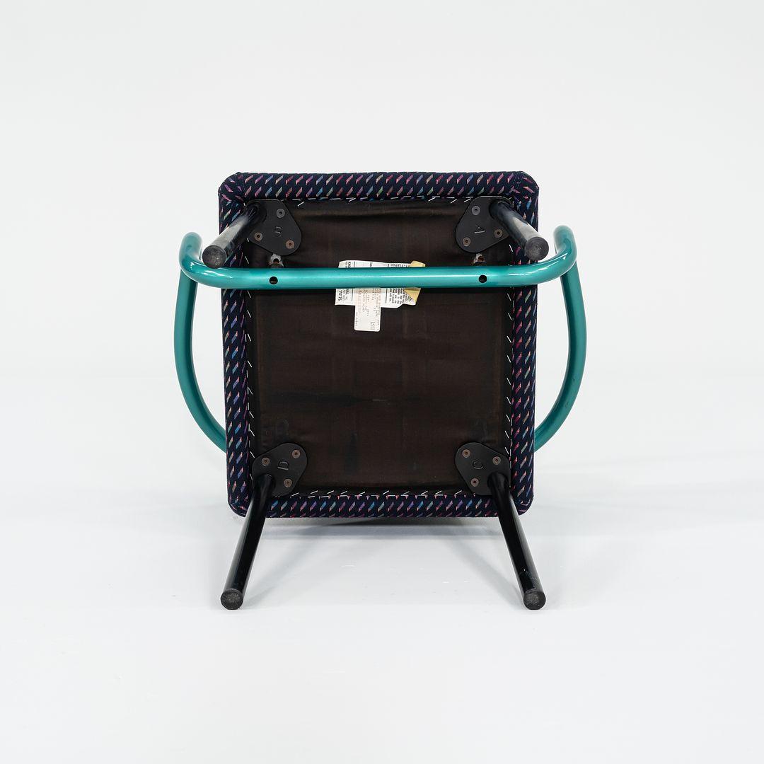 1991 Ettore Sottsass Chaises de salle à manger Mandarin en sarcelle avec tapisserie à motifs multiples en vente 2