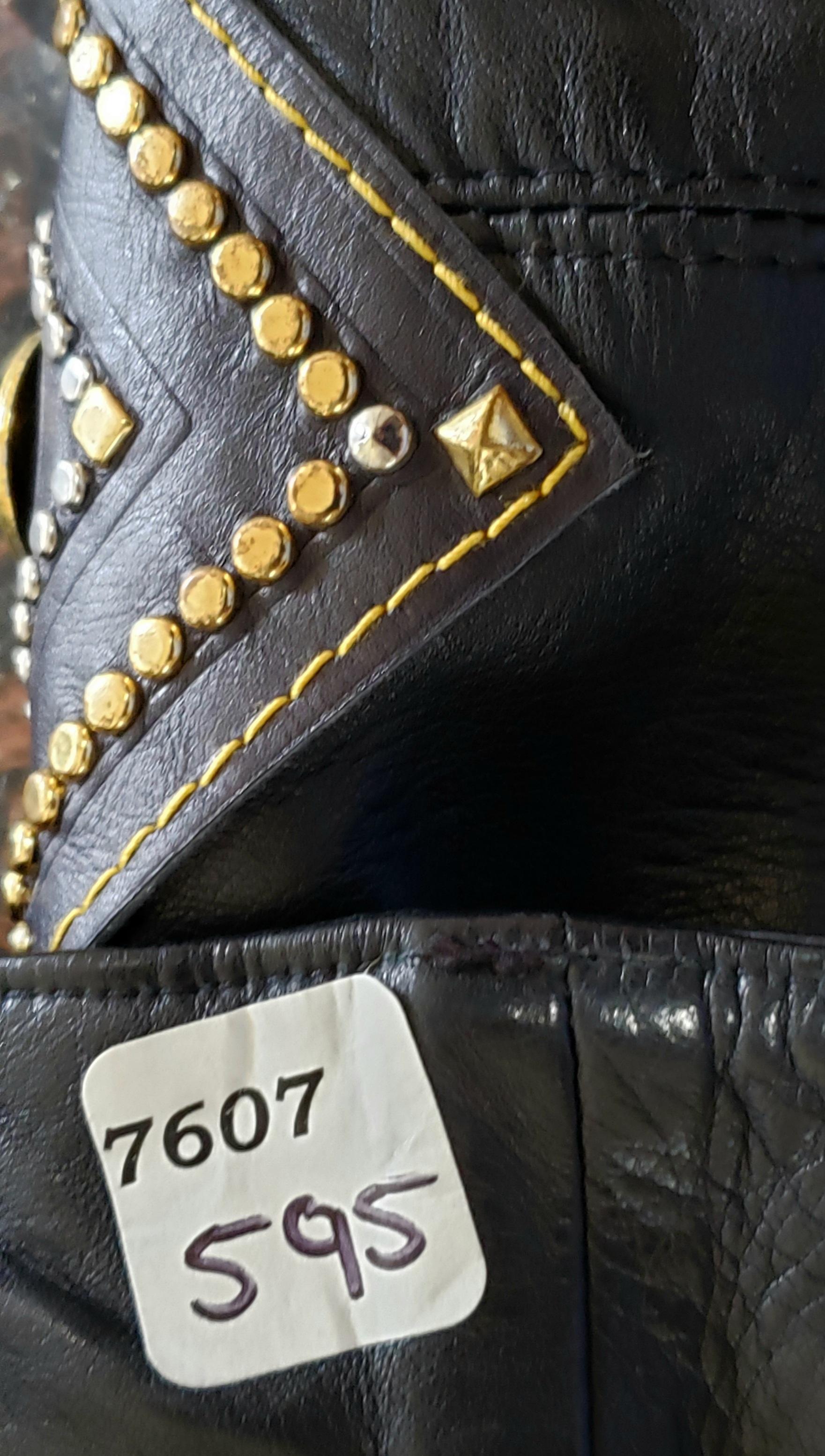 1991 GIANNI VERSACE PRIVATE MUSEUM WORTHY COLLECTION BLACK LEATHER STUDDED Pants For Sale 7