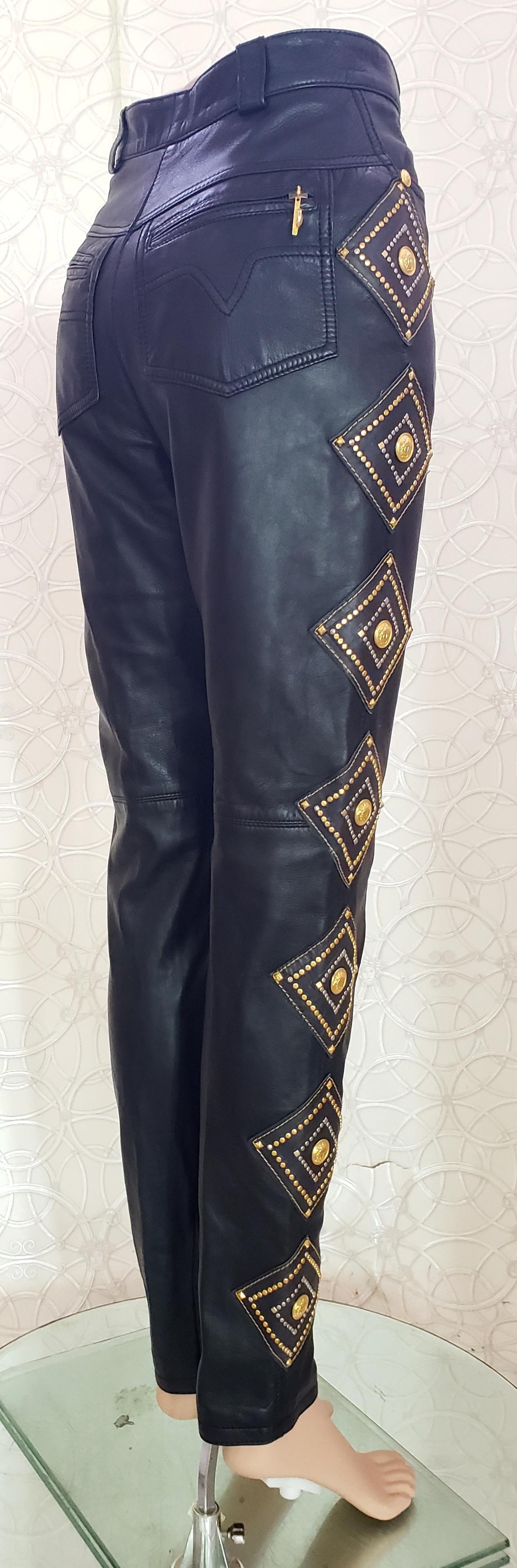 1991 GIANNI VERSACE PRIVATE MUSEUM WORTHY COLLECTION BLACK LEATHER STUDDED Pants For Sale 3