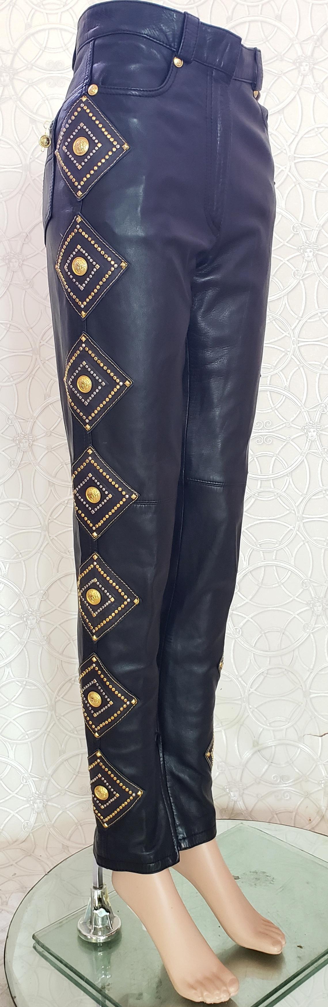 1991 GIANNI VERSACE PRIVATE MUSEUM WORTHY COLLECTION BLACK LEATHER STUDDED Pants For Sale 5