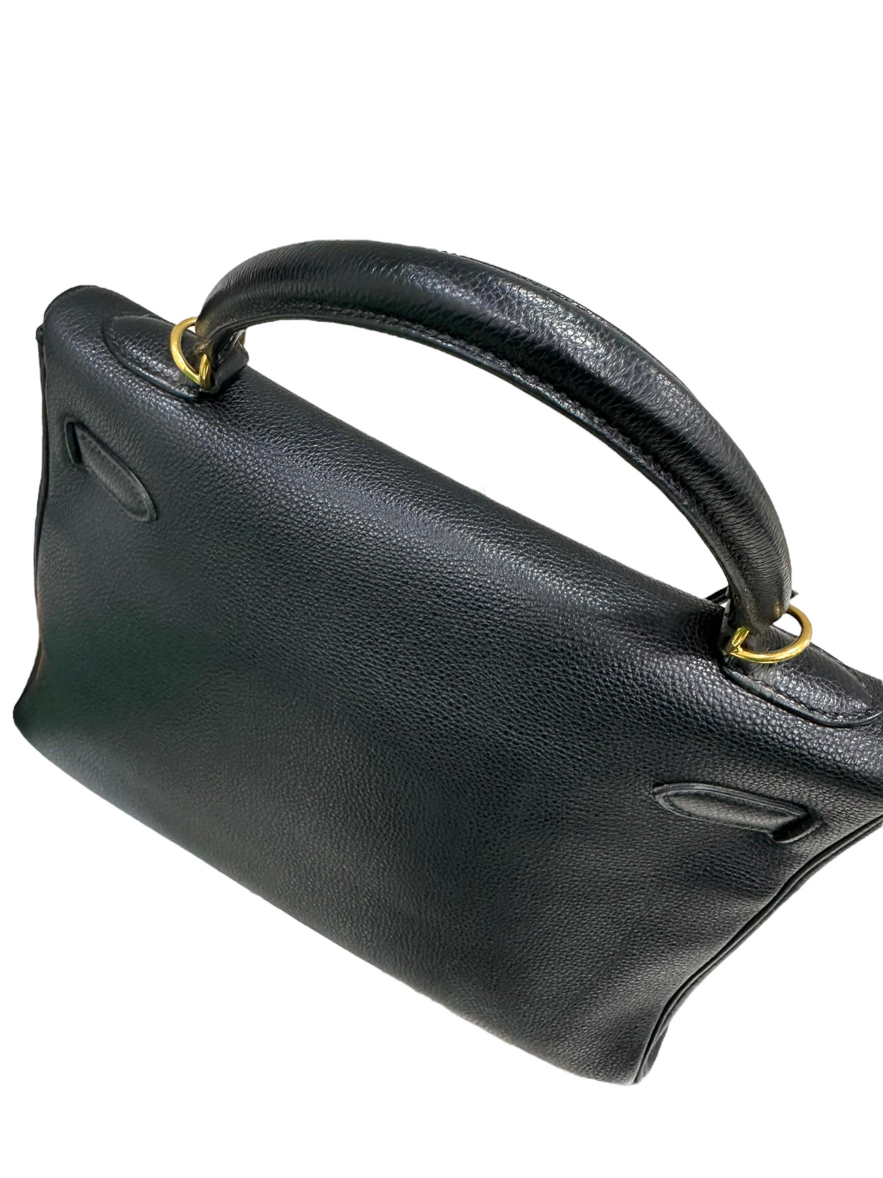 Hermès Kelly 32 Veau Grain Lisse Noir  For Sale 6