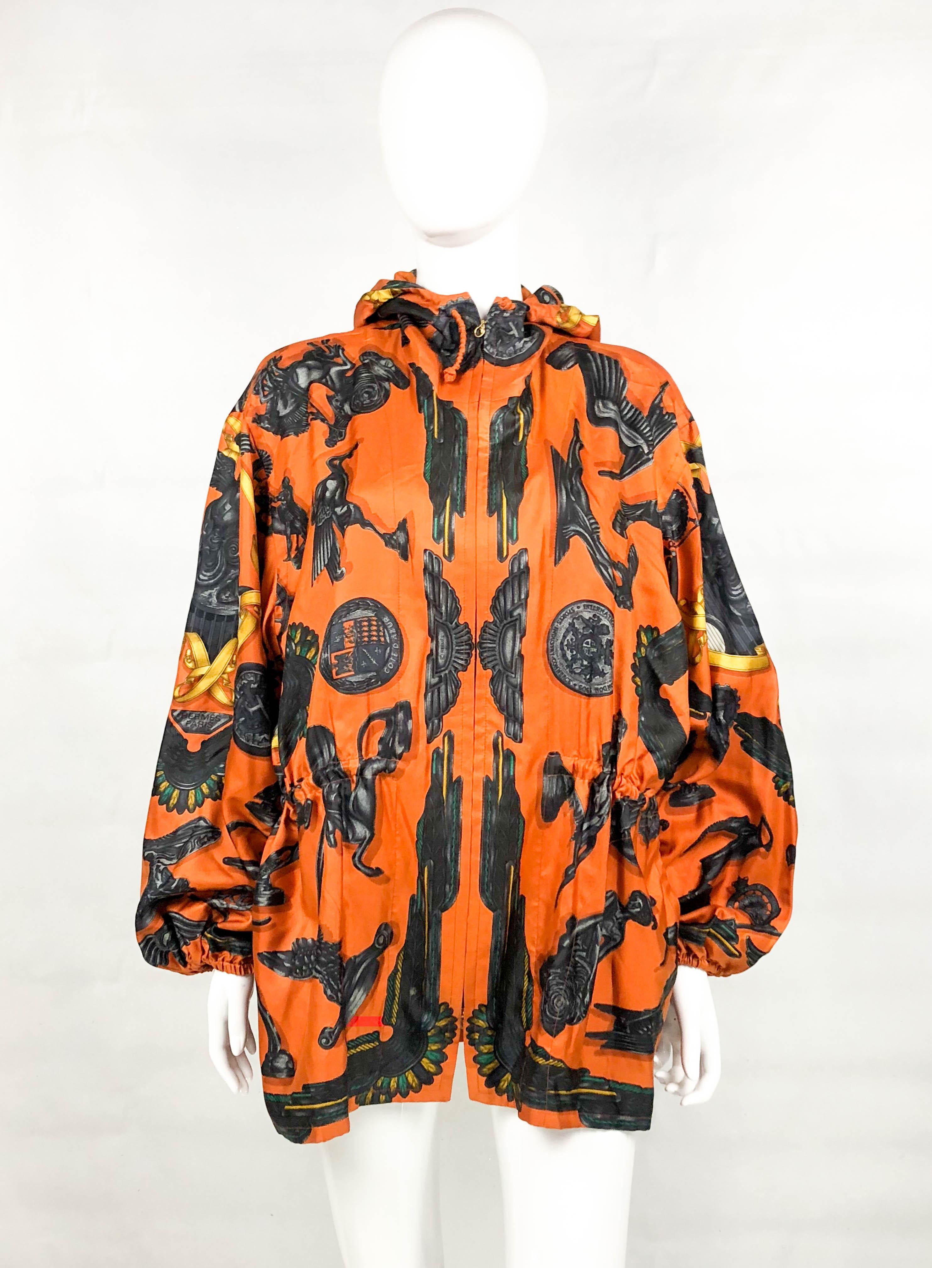 1991 Hermes 'Les Parure du Vent' Printed Silk Hooded Jacket / Raincoat In Excellent Condition In London, Chelsea