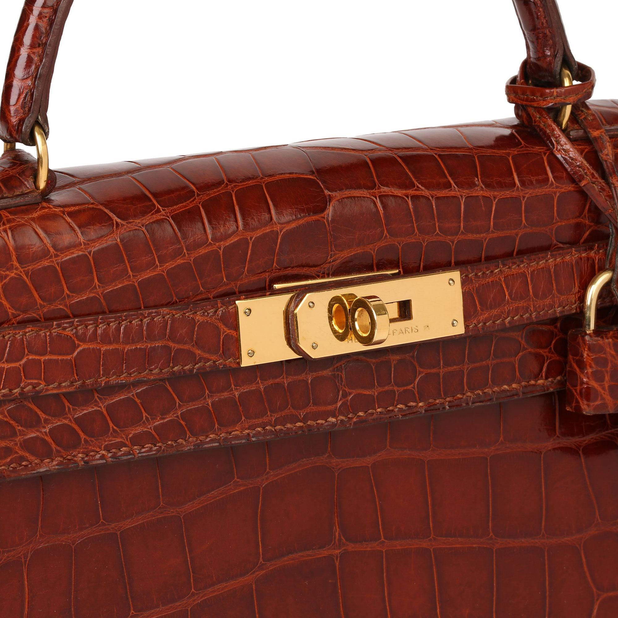 Women's 1991 Hermès Miel Shiny Alligator Leather Vintage Kelly 28cm Sellier