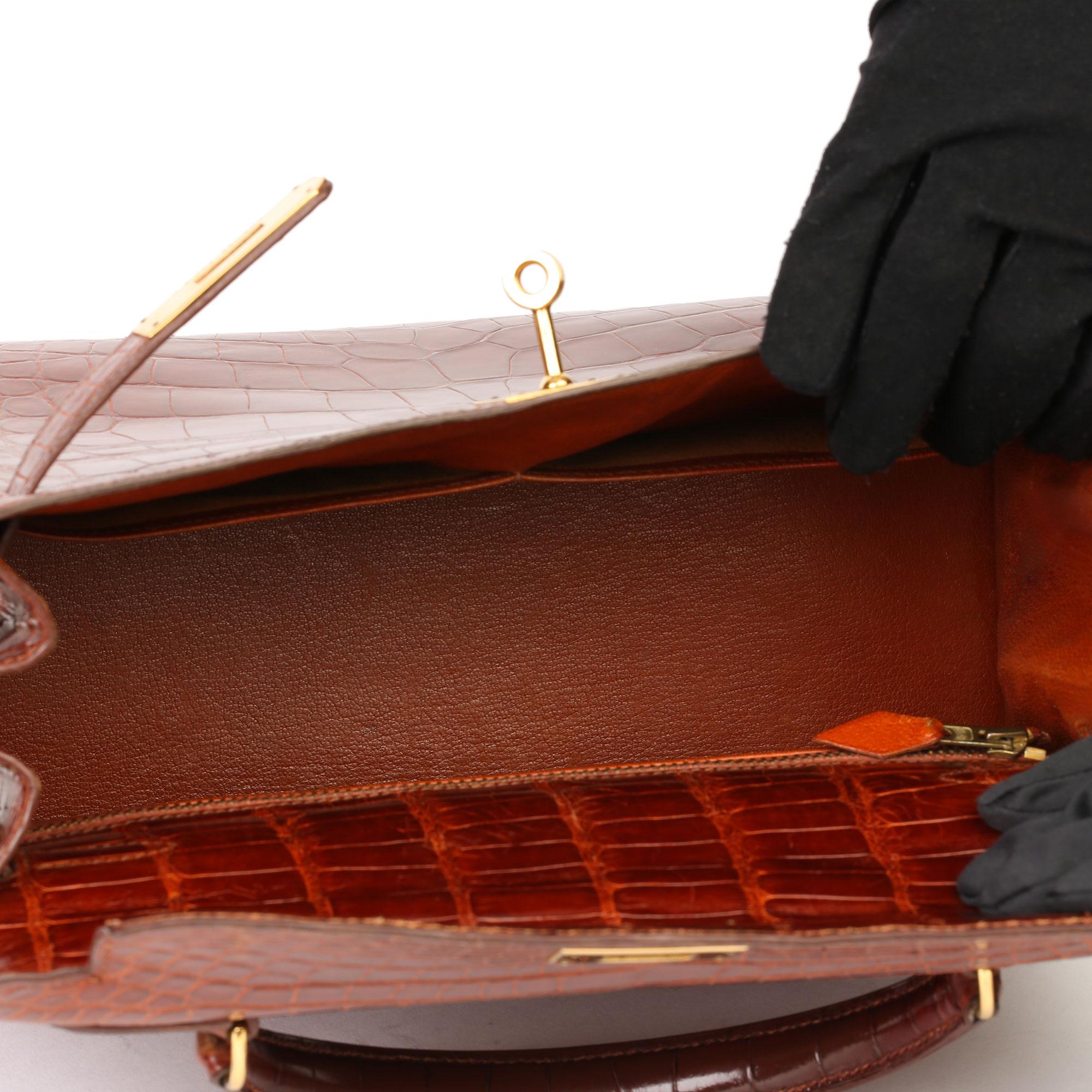 1991 Hermès Miel Shiny Alligator Leather Vintage Kelly 28cm Sellier 2