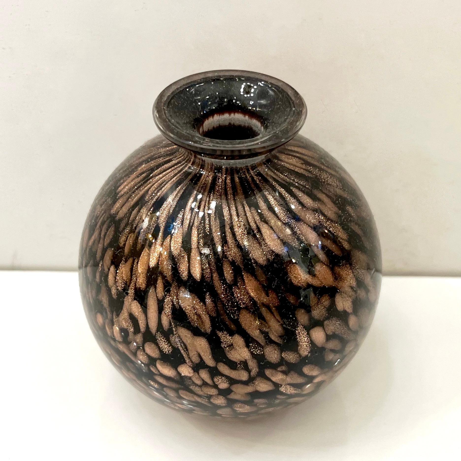 Post-Modern 1991 Italian Murano Art Glass Black Copper Sommerso Single Flower Round Vase