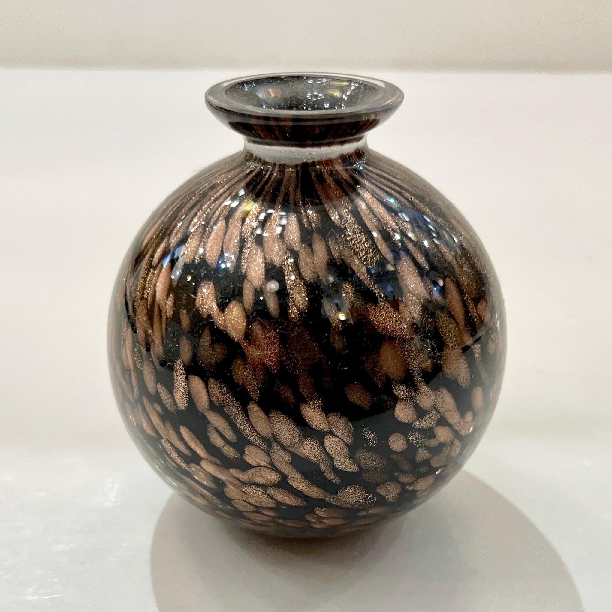 1991 Italian Murano Art Glass Black Copper Sommerso Single Flower Round Vase 2