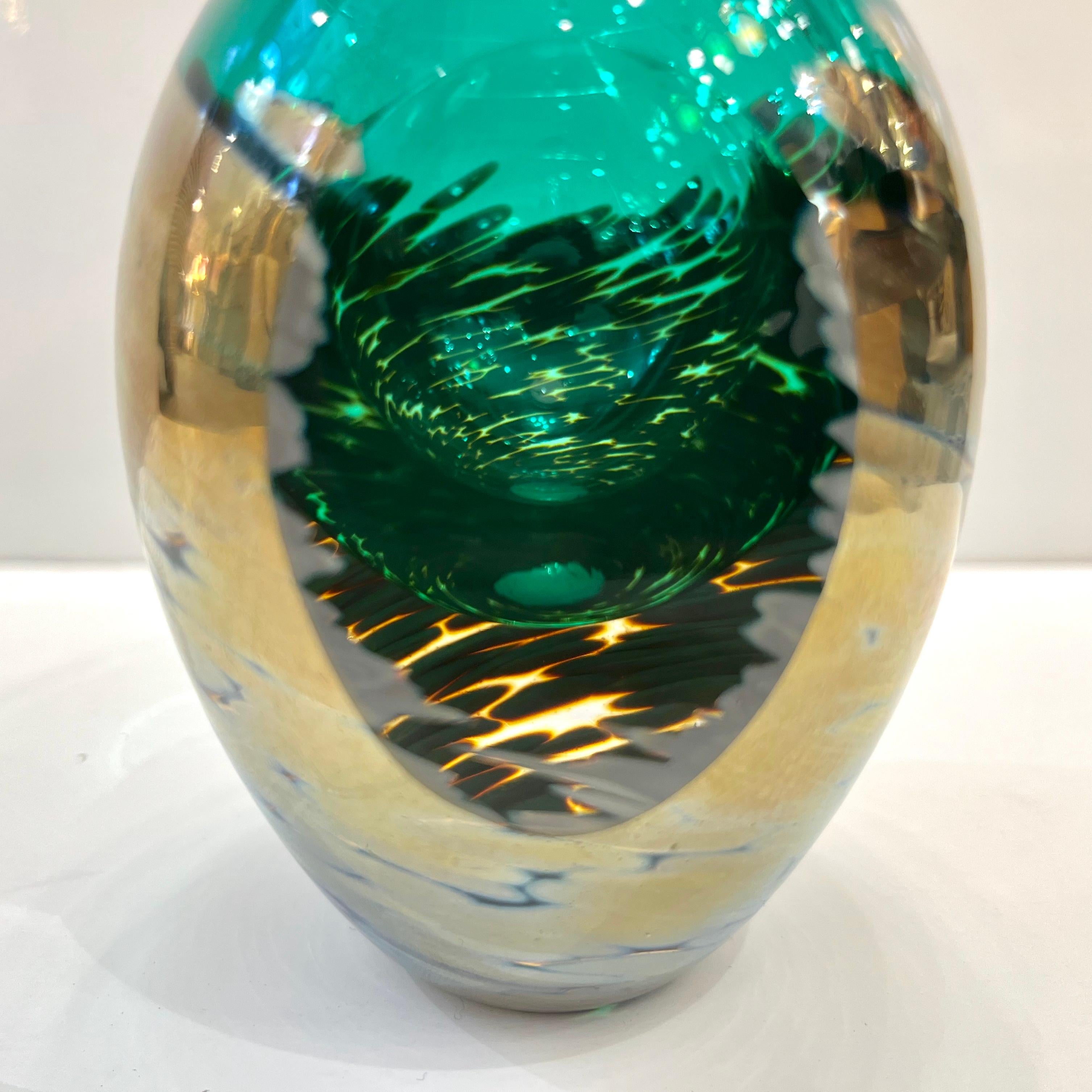 1991 Italian Murano Art Glass Green Gold Sommerso Single Flower Oval Vase For Sale 9