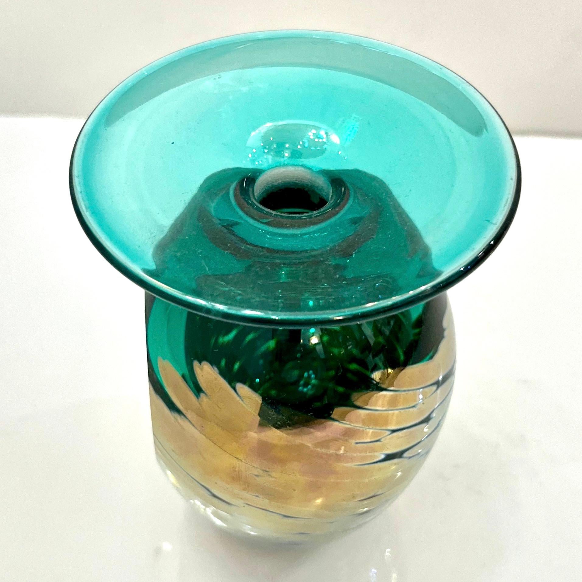 1991 Italian Murano Art Glass Green Gold Sommerso Single Flower Oval Vase For Sale 2