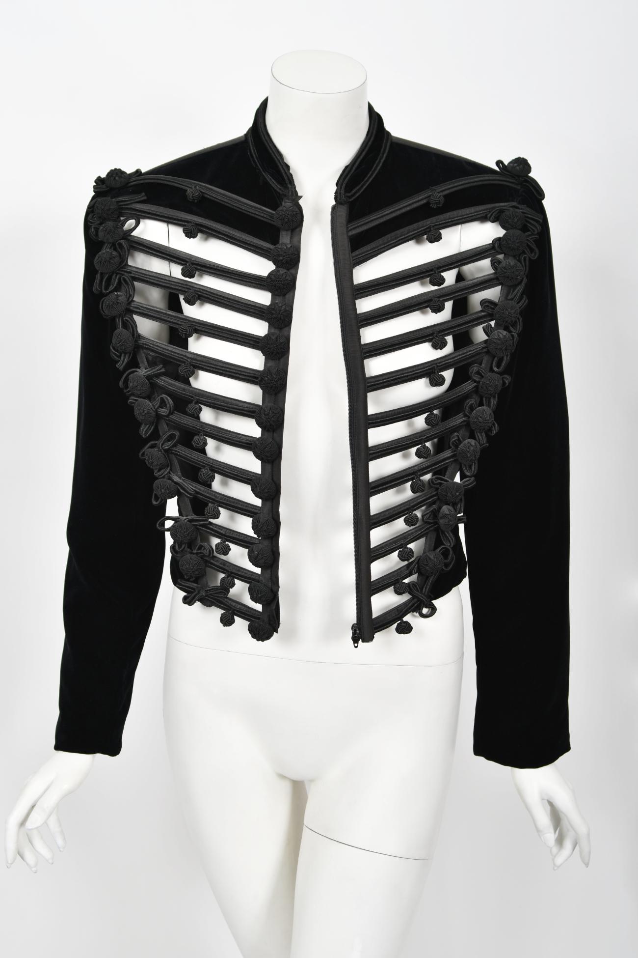 1991 Jean Paul Gaultier Documented Cher Worn Black Velvet Corset Cage Jacket  In Good Condition For Sale In Beverly Hills, CA