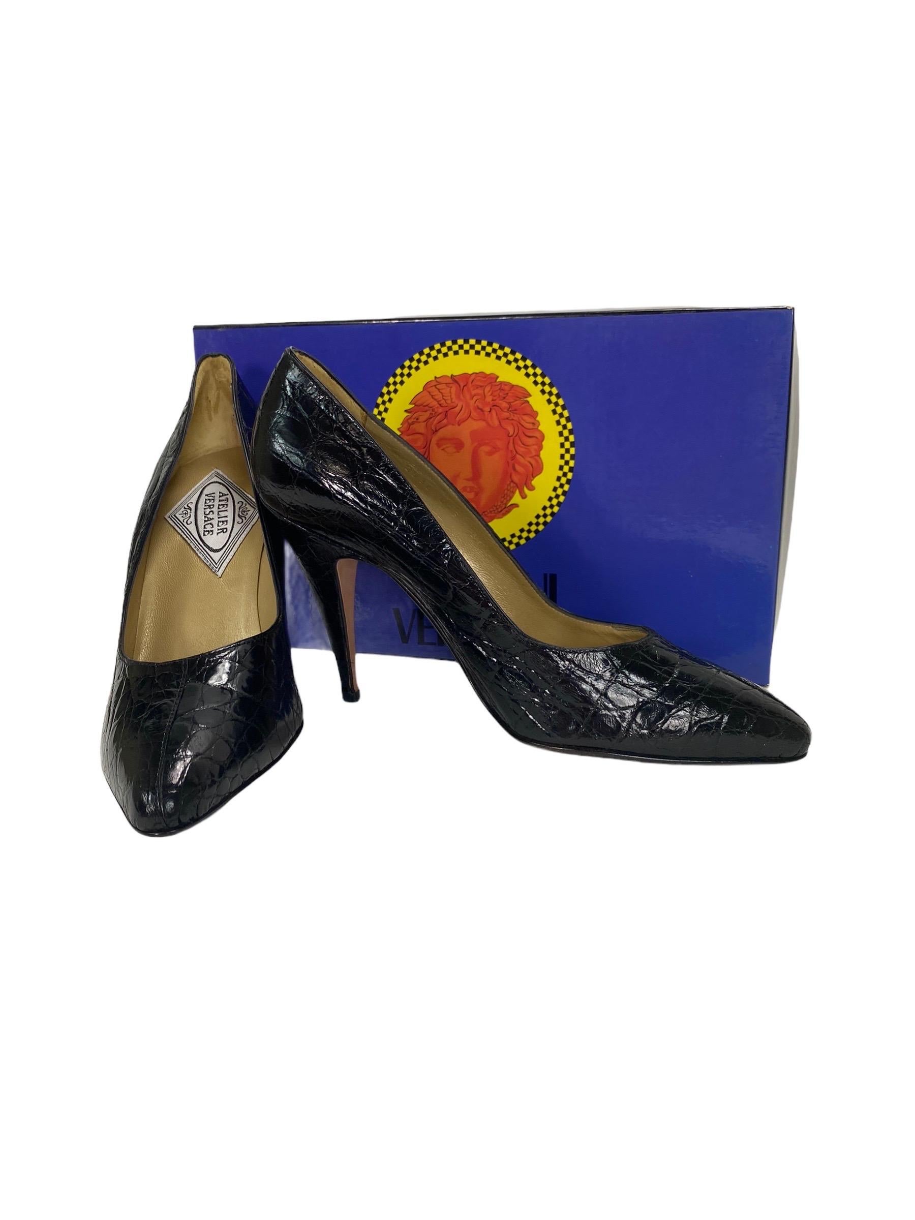 1991 Vintage Versace Atelier Black Crocodile Shoes 37.5 - 7.5 NWT For Sale 1