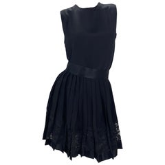 1991 Vintage Versace Atelier Versace Set di mini abiti e gonne in pizzo di seta nero