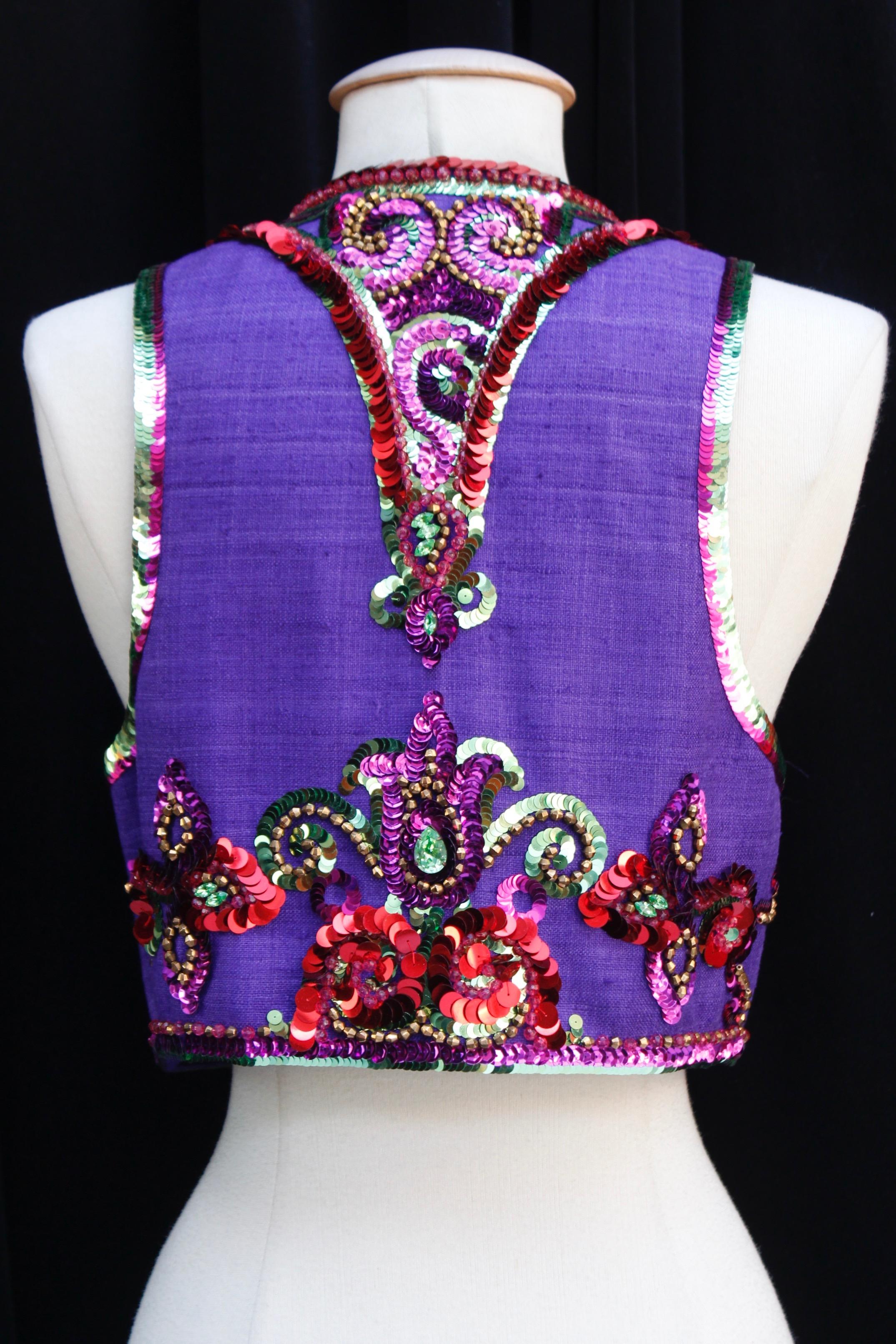 1991 Yves Saint Laurent gorgeous purple linen bolero with sequin embroideries In Good Condition For Sale In Paris, FR