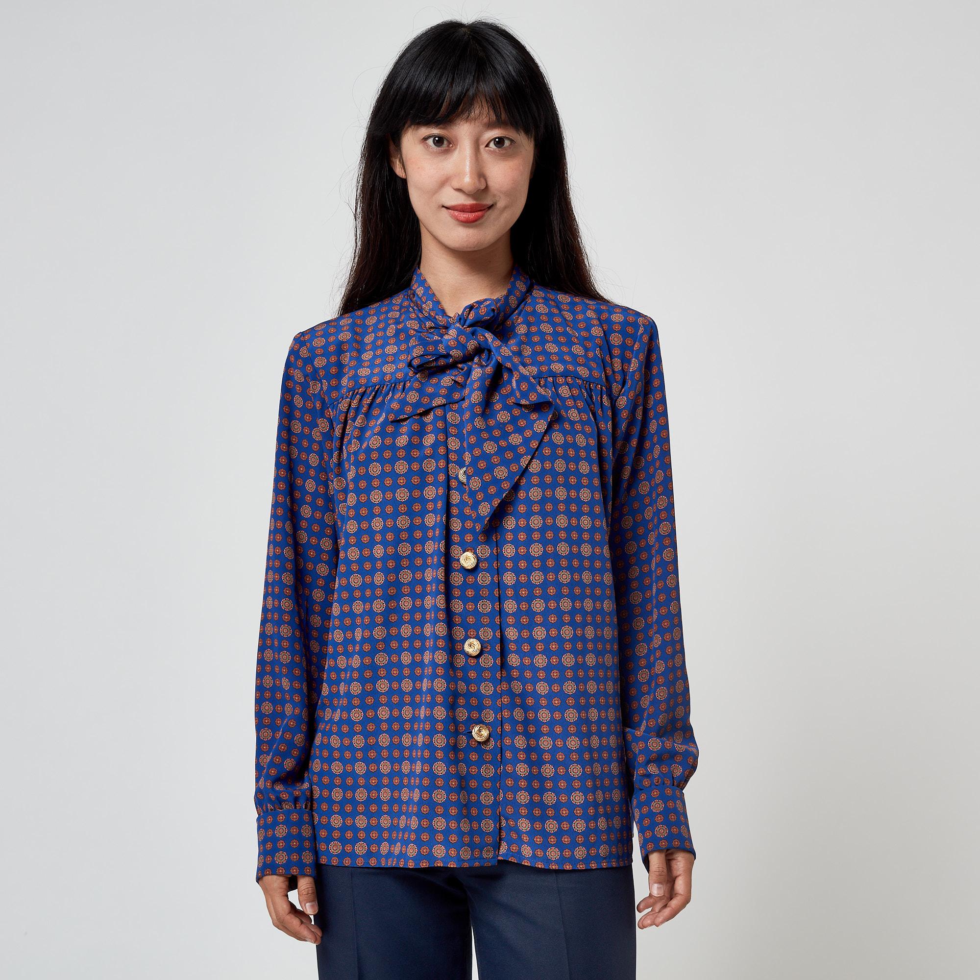 1991 Yves Saint Laurent Tudor Rose Print Blouse with Gold Buttons en vente 1