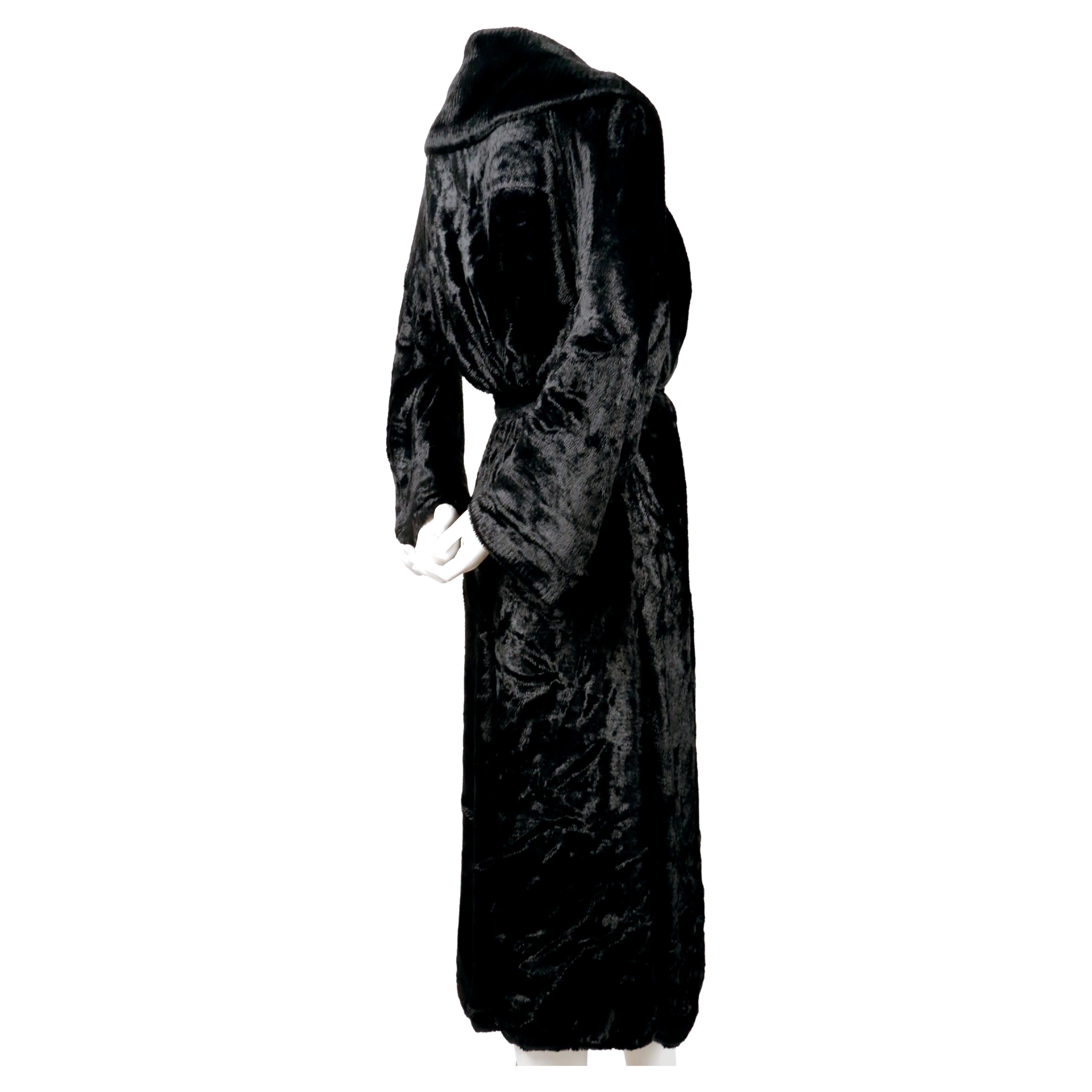 Women's or Men's 1992 AZZEDINE ALAIA black chenille runway robe coat For Sale