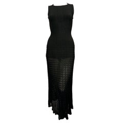 1992 AZZEDINE ALAIA robe noire sans manches en maille ouverte longue