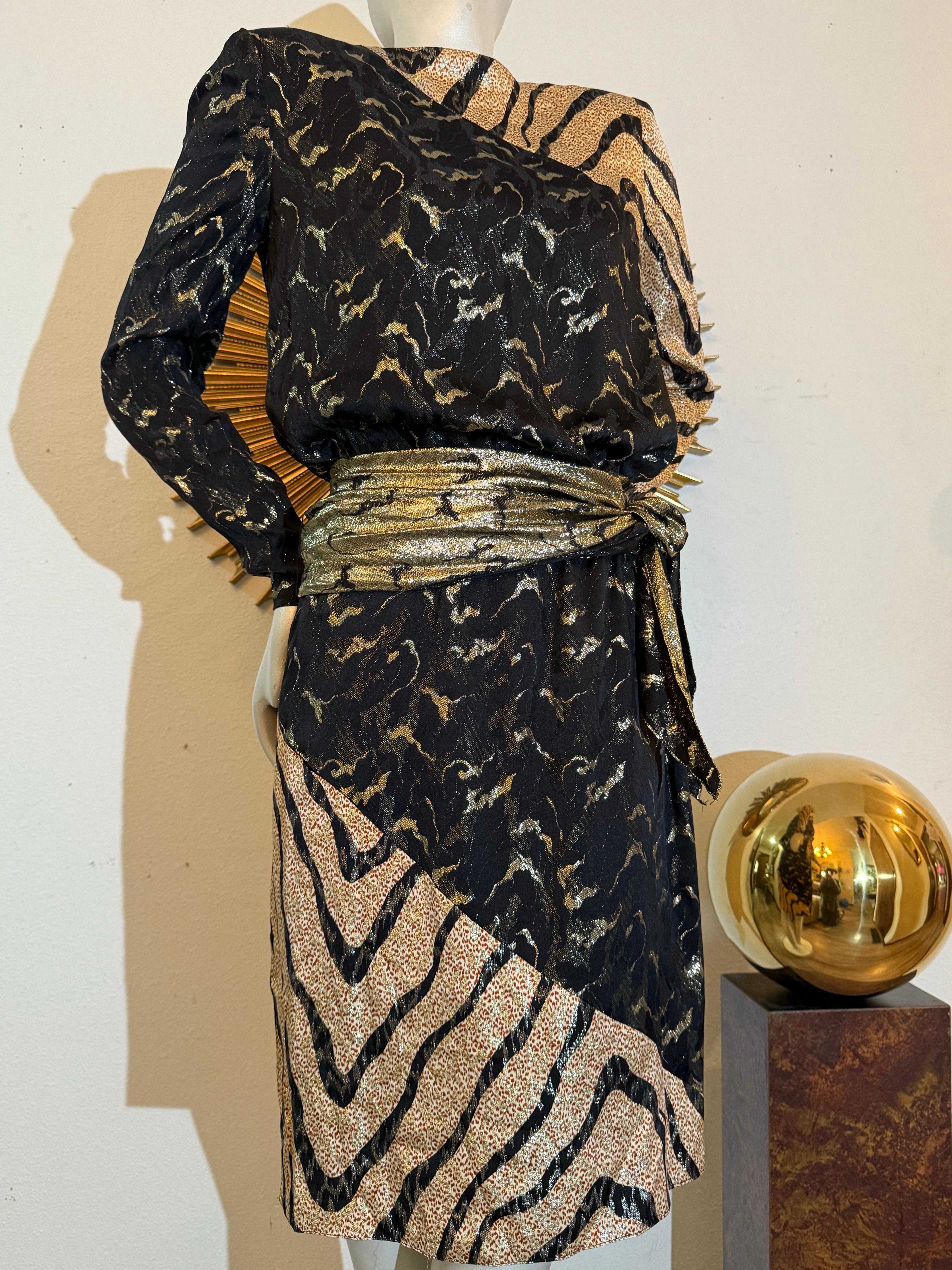 1992 - Bill Blass - Robe de cocktail en soie et lurex à motif animalier avec ceinture en vente 6
