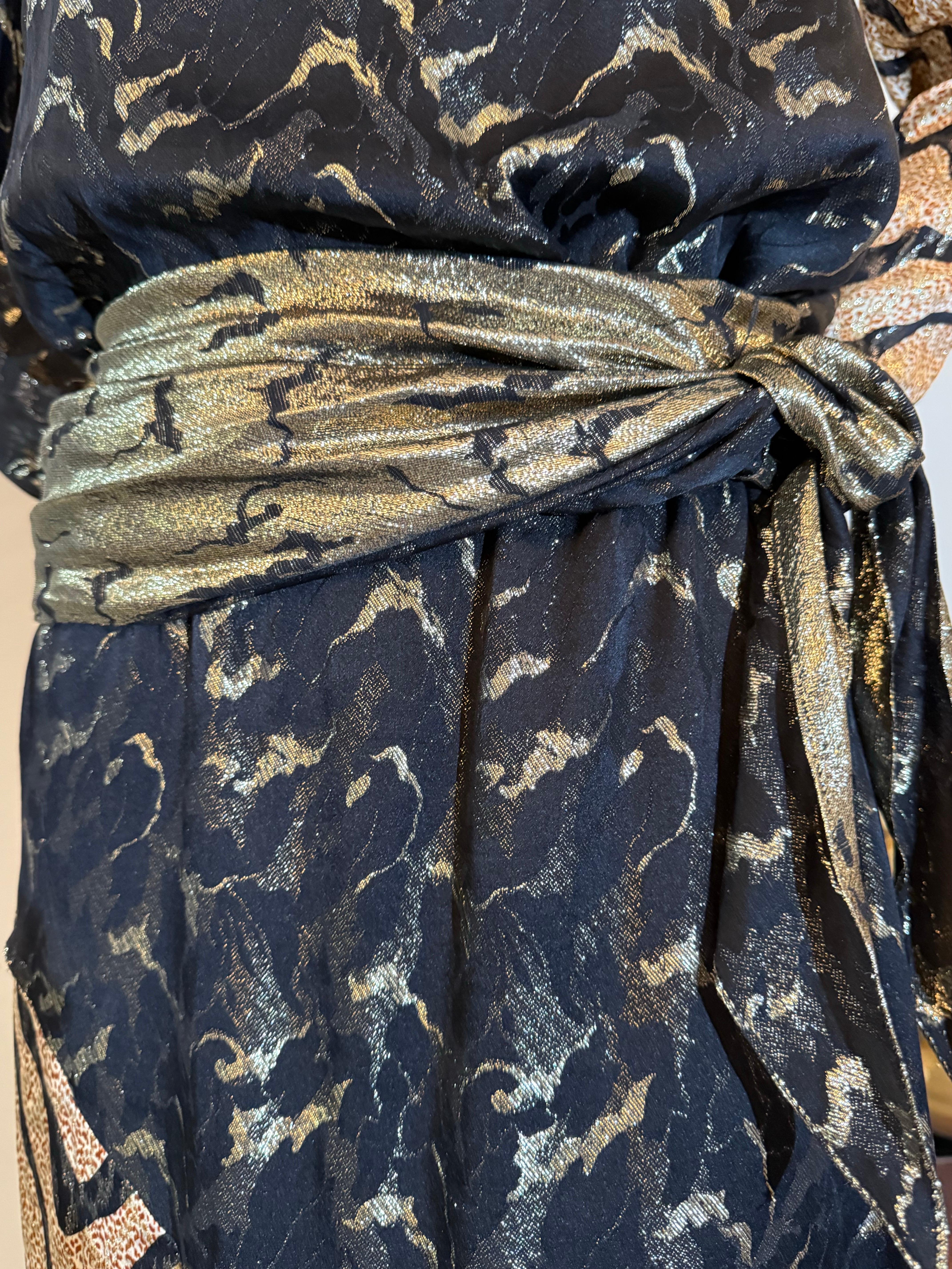 1992 - Bill Blass - Robe de cocktail en soie et lurex à motif animalier avec ceinture en vente 11