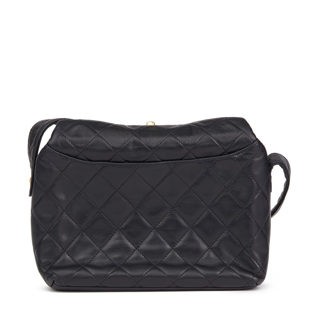 1992 Chanel Navy Quilted Lambskin Vintage Classic Single Flap Bag In Excellent Condition In Bishop's Stortford, Hertfordshire