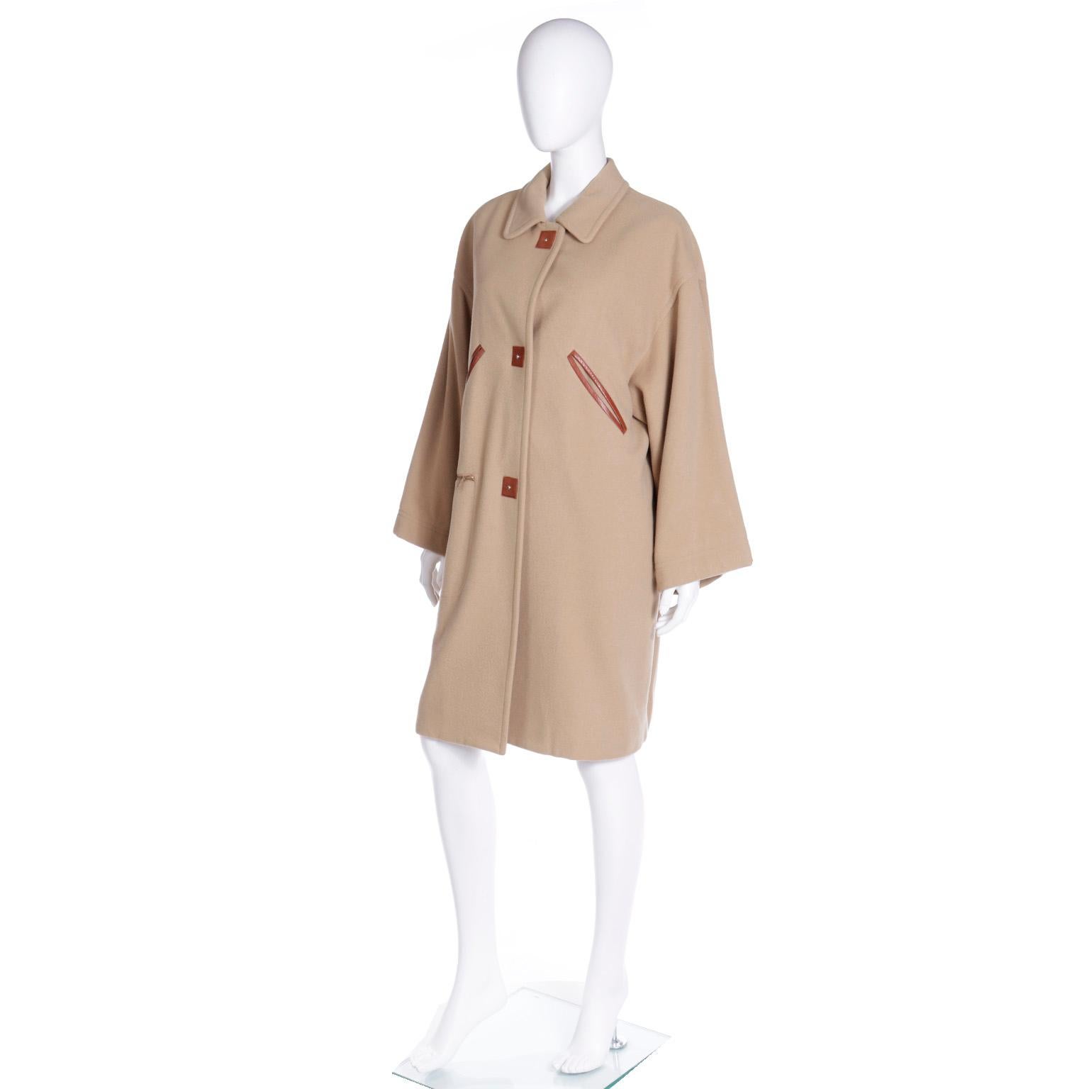 1992 F/W Isaac Mizrahi Cashmere Wool Coat with Leather Carrying Handle & Trim For Sale 2
