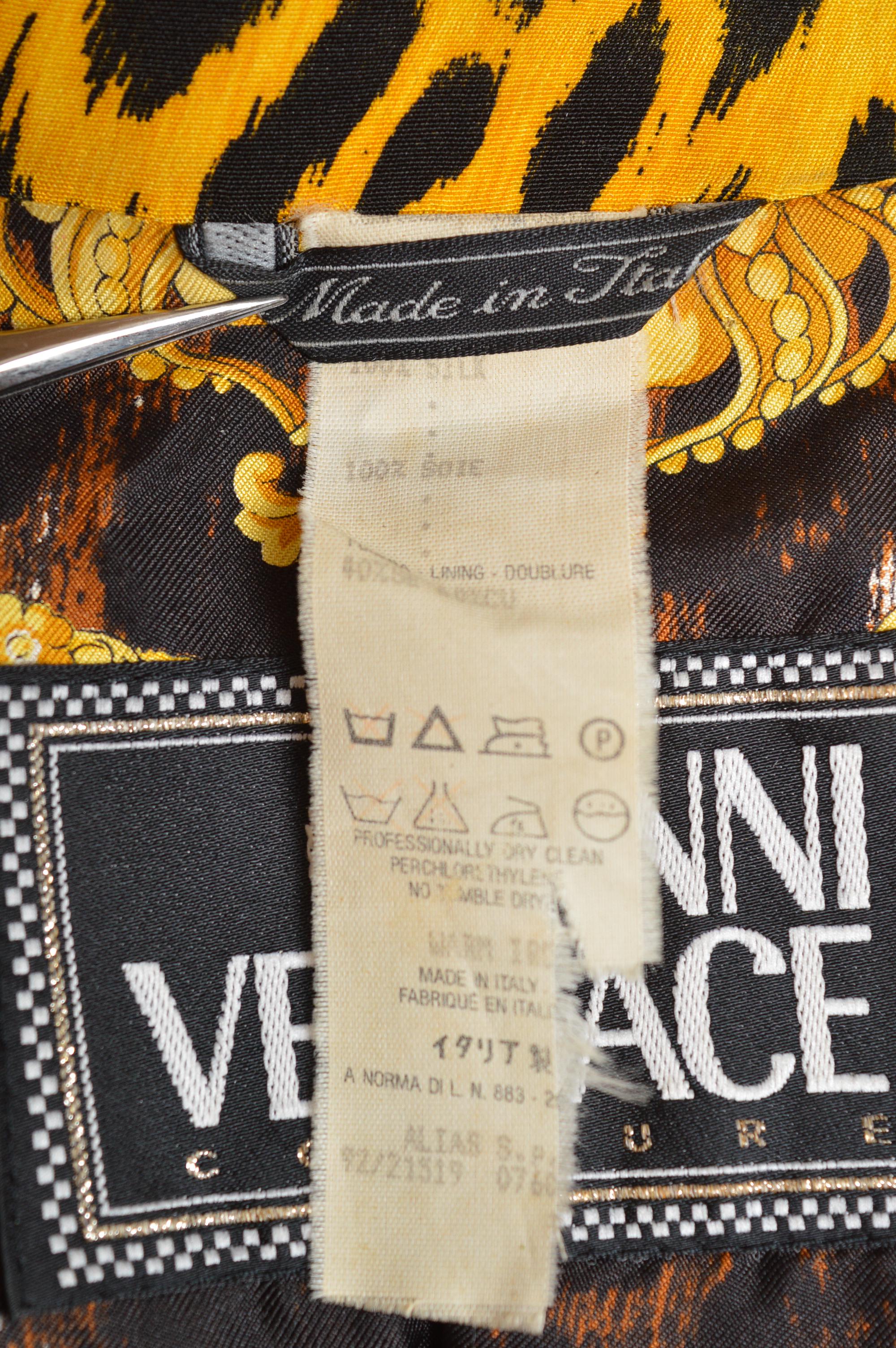 1992 Gianni Versace Couture Leopard Print / Cheetah Blazer - Runway Jacket For Sale 9