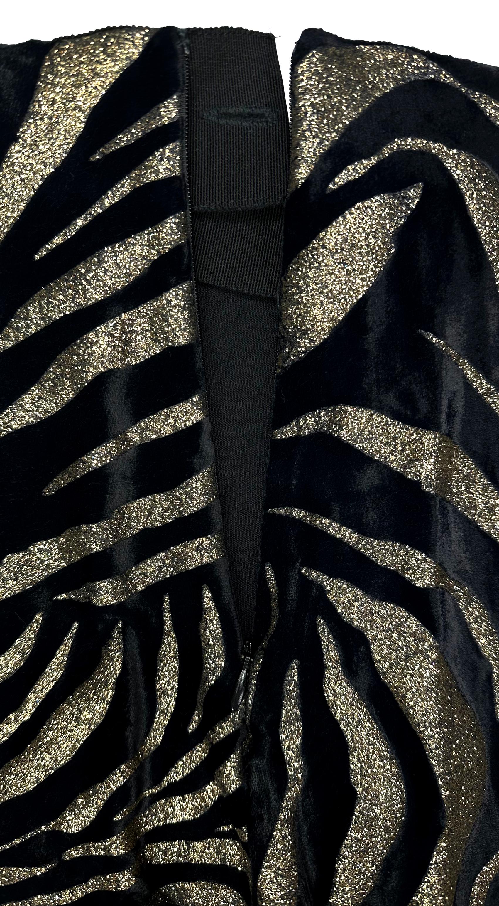 1992 Gianni Versace Gold Glitter Animal Pattern Stretch Black Velvet Leggings For Sale 1