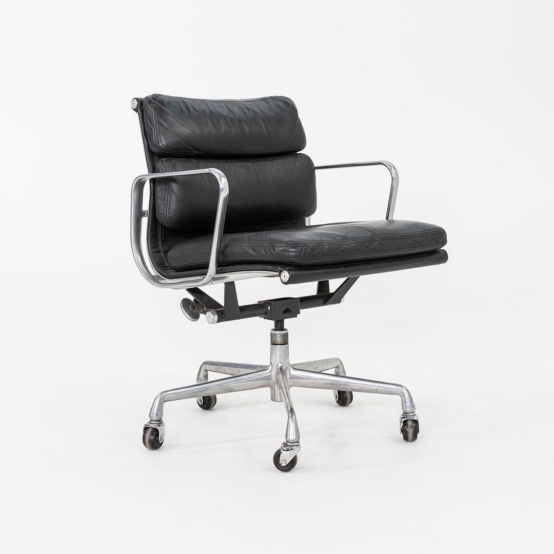 1992 Herman Miller Eames Soft Pad Management Desk Chair in Black Leather For Sale 5