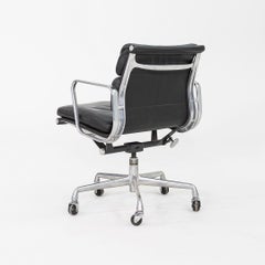 1992 Herman Miller Eames Soft Pad Management Desk Chair en cuir noir