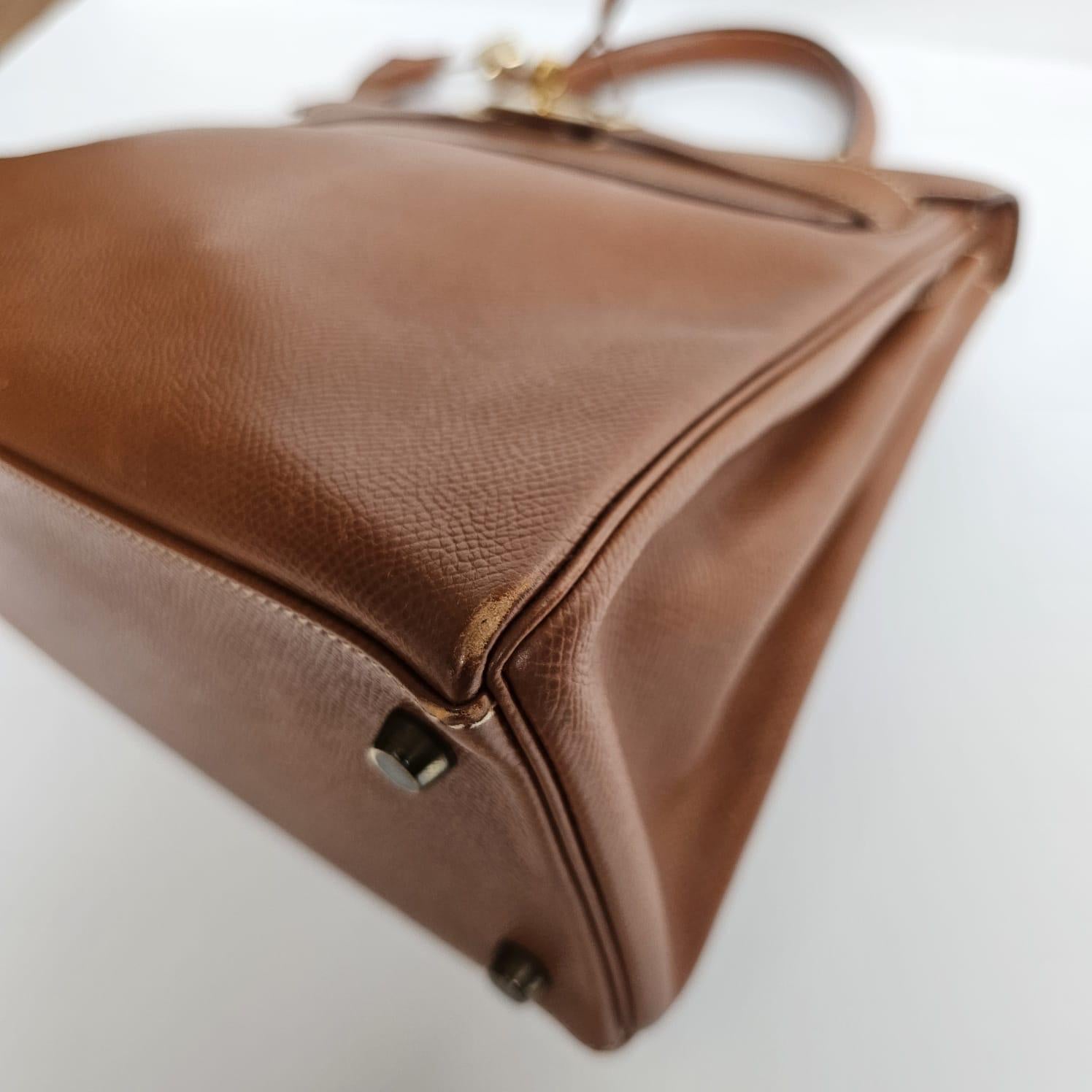 1992 Sac Kelly 28 en cuir Noisette Lisse d'Hermès en vente 12