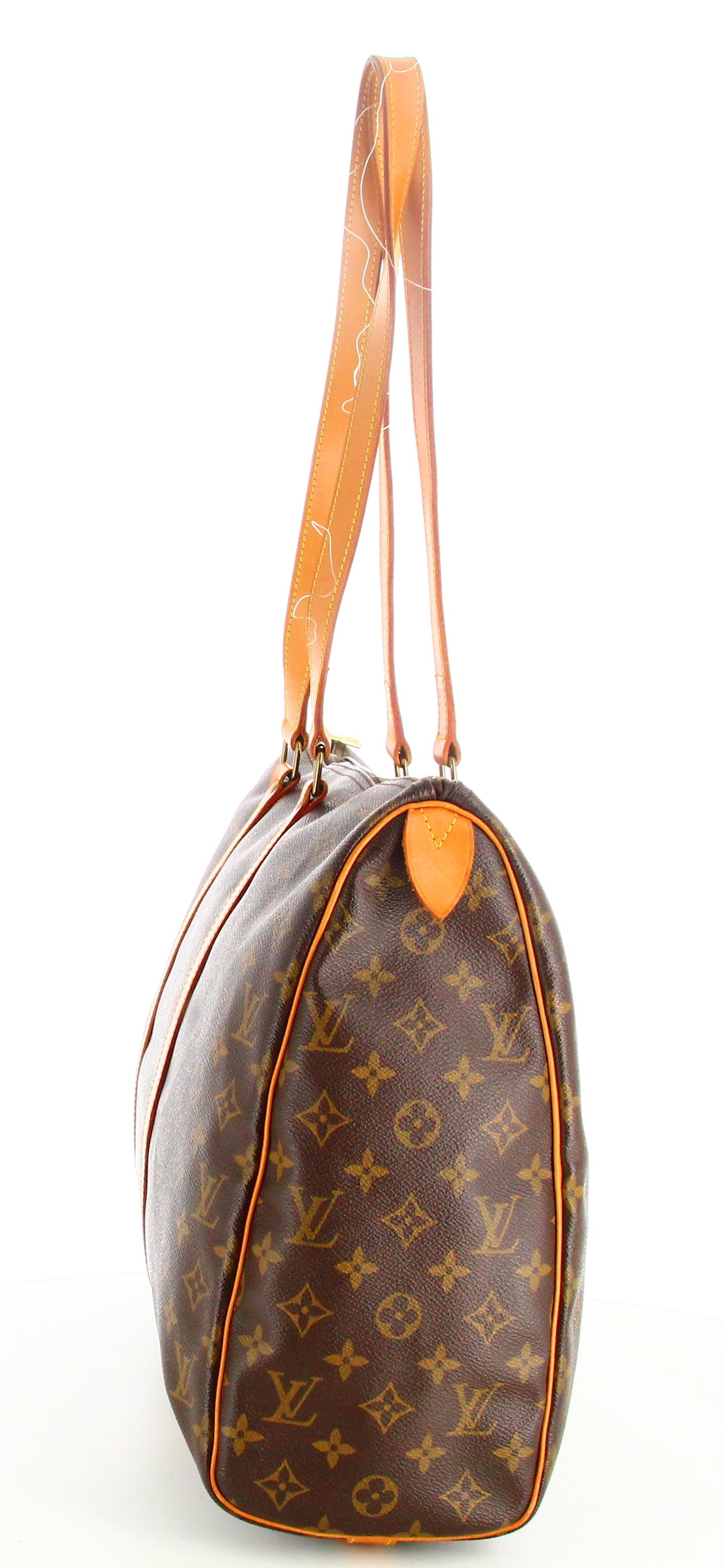 Women's 1992 Louis Vuitton Monogram Travel Bag Flannel Bag 45 For Sale