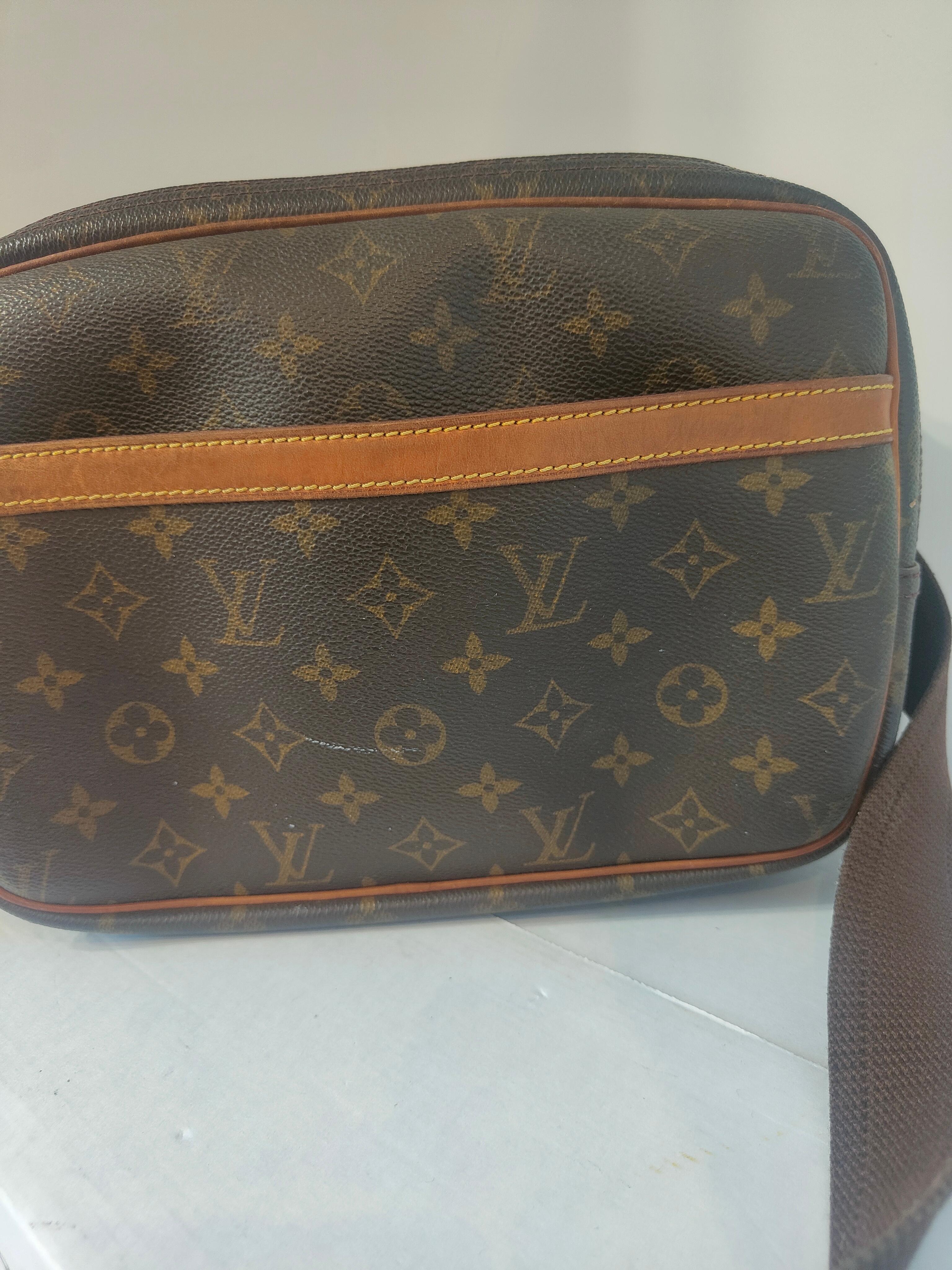 1992 Louis Vuitton Reporter bag (Grau) im Angebot