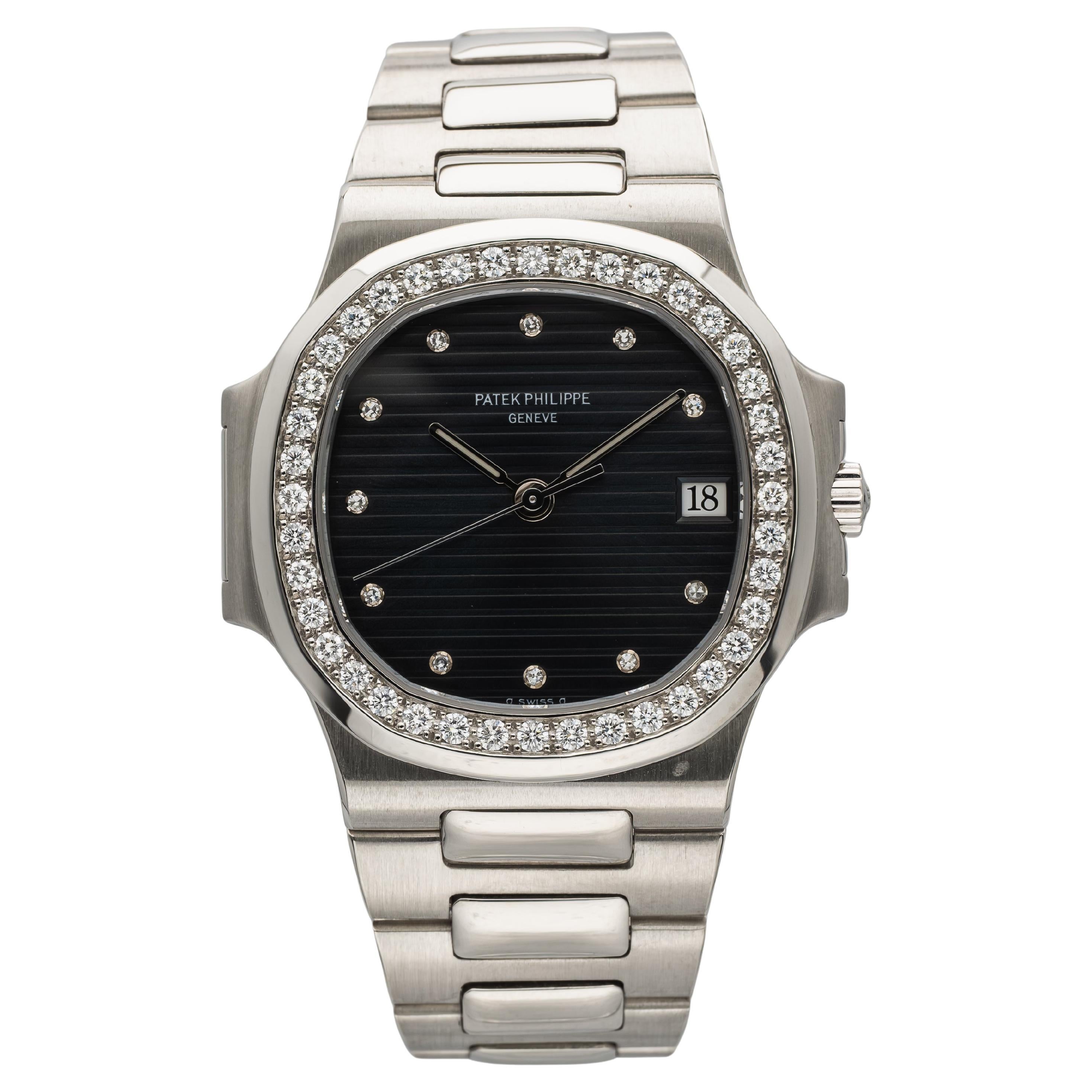 1992 Patek Philippe Nautilus 3800/1P Platinum Auto Blue/Grey Dial 37mm